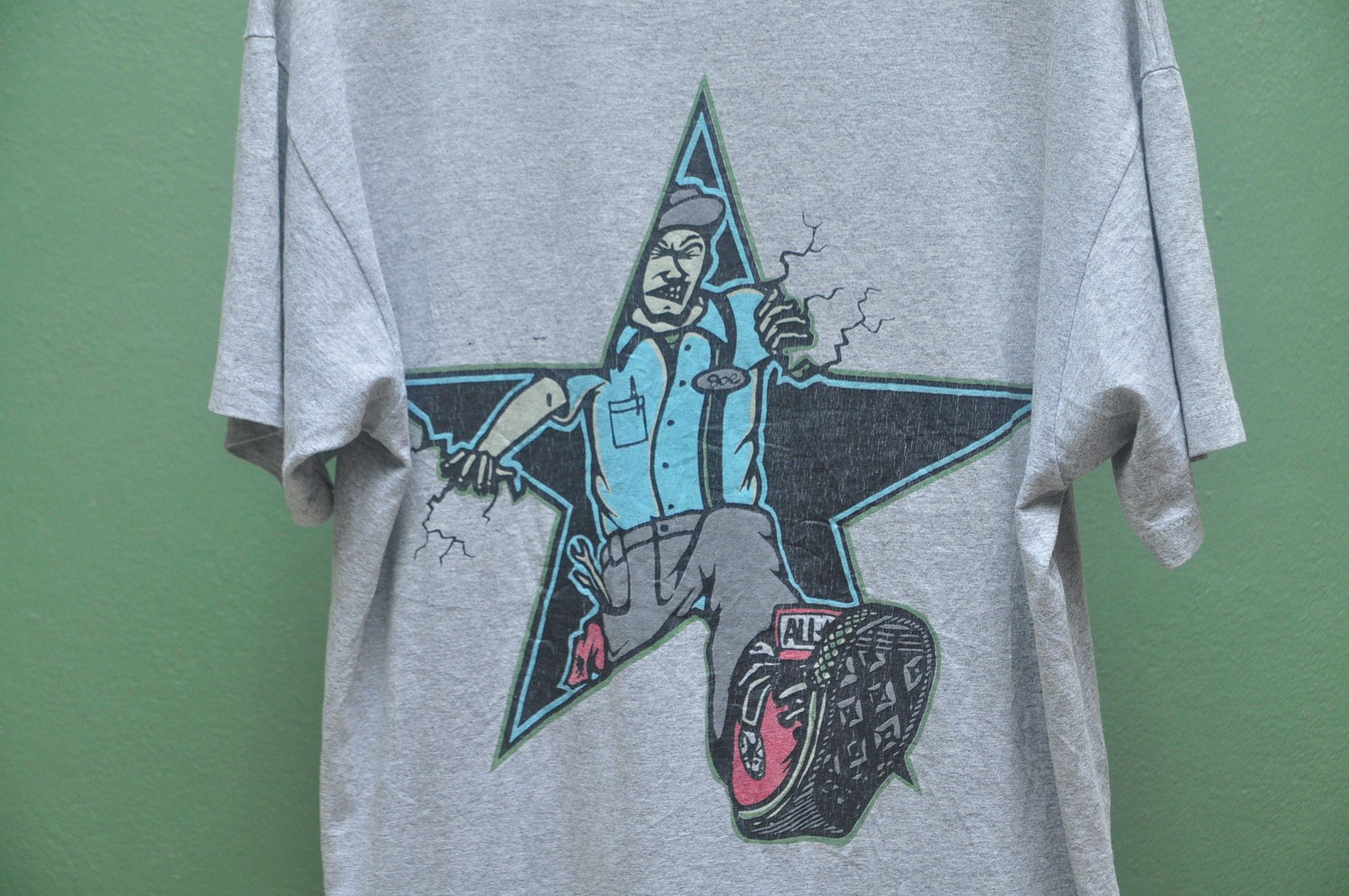 Converse × Designer × Japanese Brand Vintage Converse Streetwear Grey Colour Shirt Size US L / EU 52-54 / 3 - 3 Thumbnail
