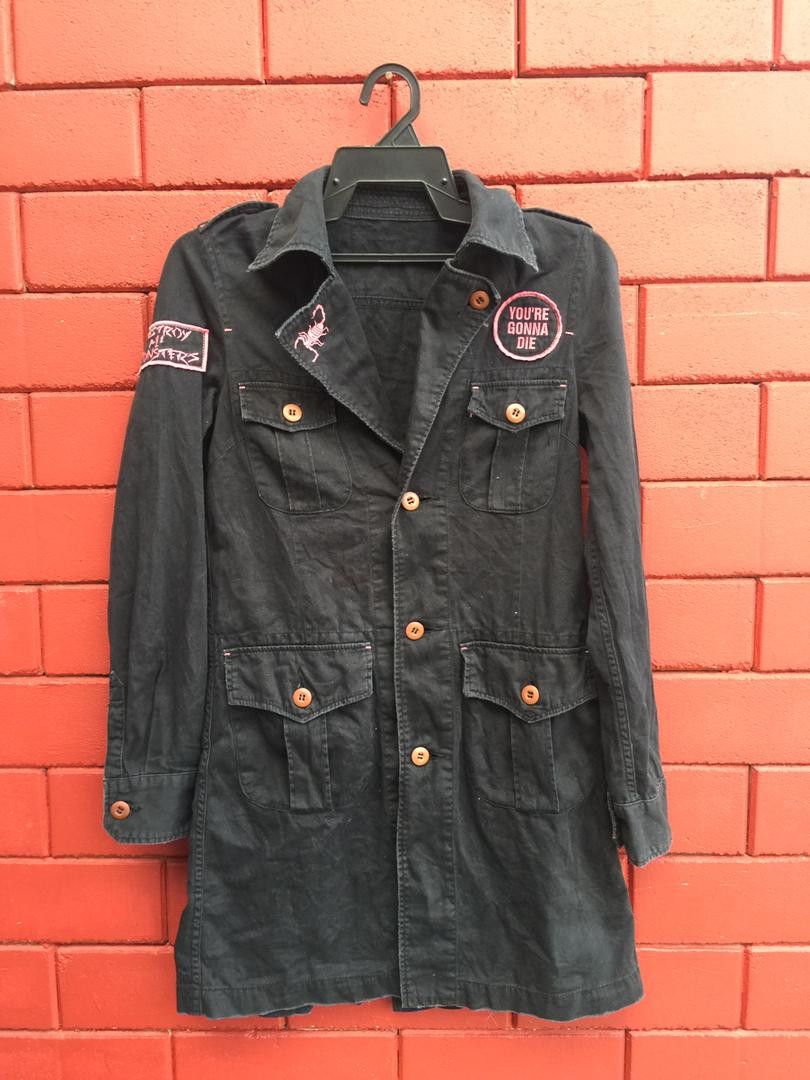 Hysteric Glamour Vintage Hysteric Destroy All Monster Women Fashion Style Size M / US 6-8 / IT 42-44 - 2 Thumbnail