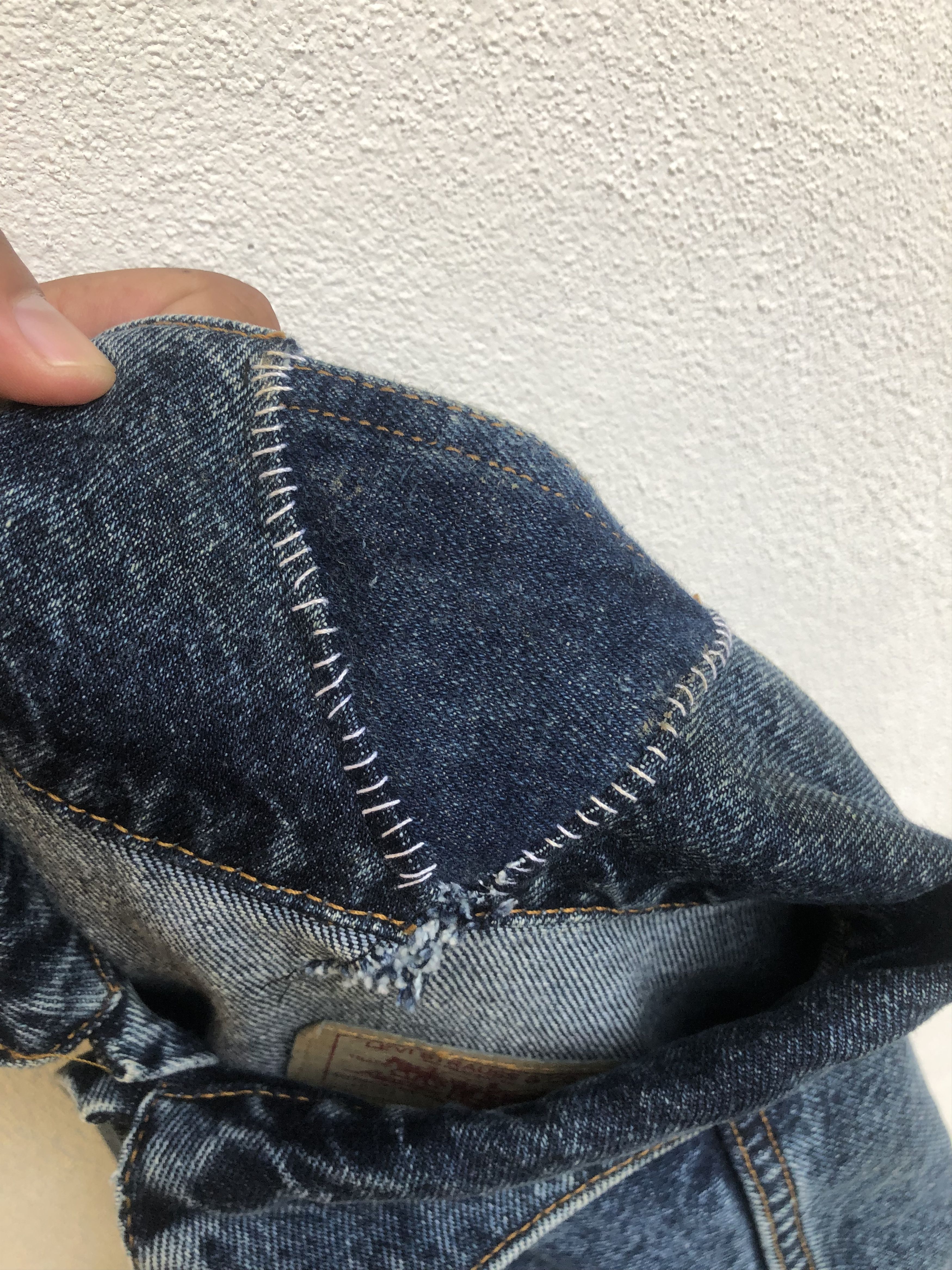 Levi's Vintage Clothing Vintage Levis Distressed Travis Scott Fashion Style Size US L / EU 52-54 / 3 - 16 Thumbnail