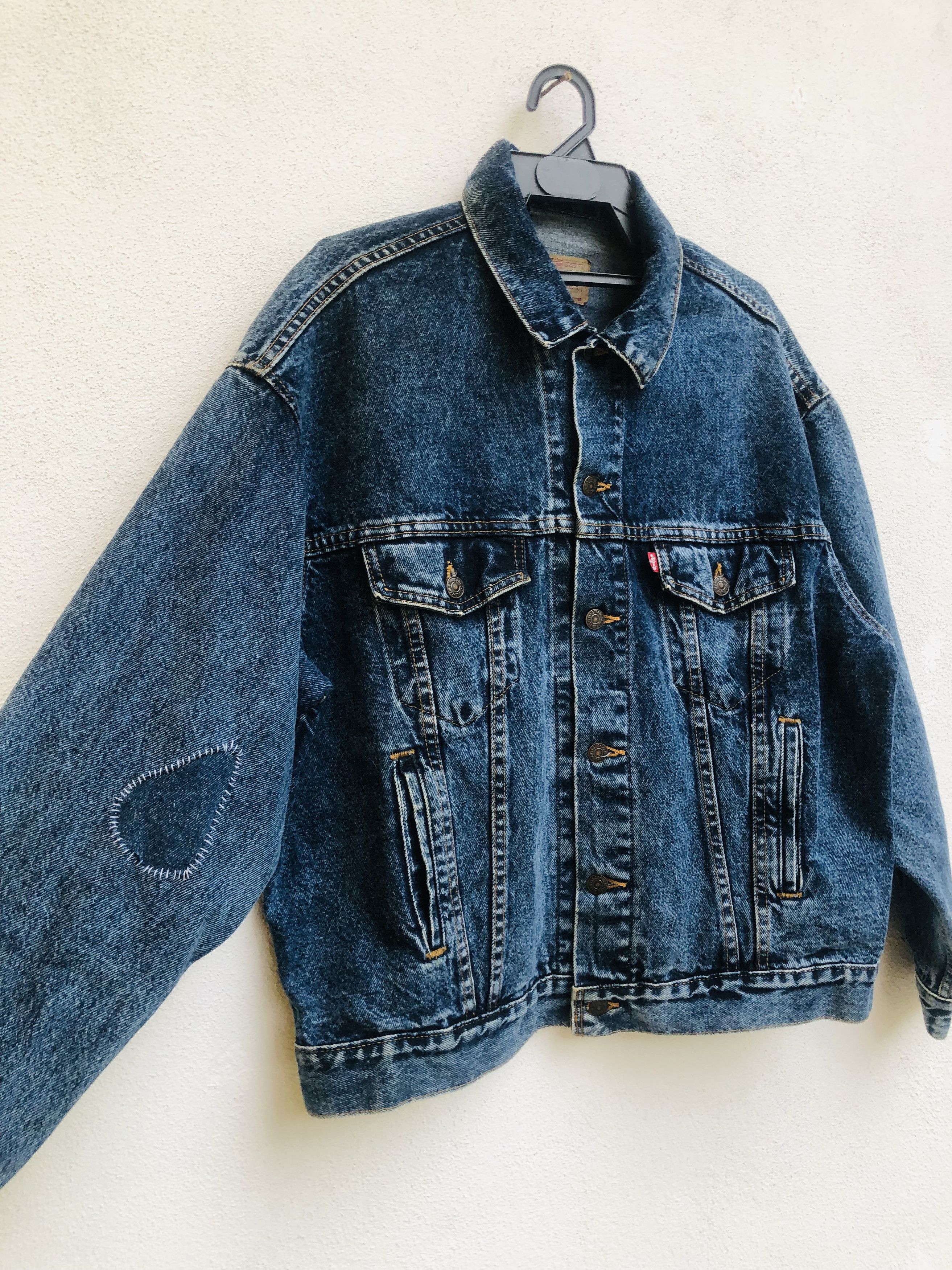 Levi's Vintage Clothing Vintage Levis Distressed Travis Scott Fashion Style Size US L / EU 52-54 / 3 - 5 Thumbnail