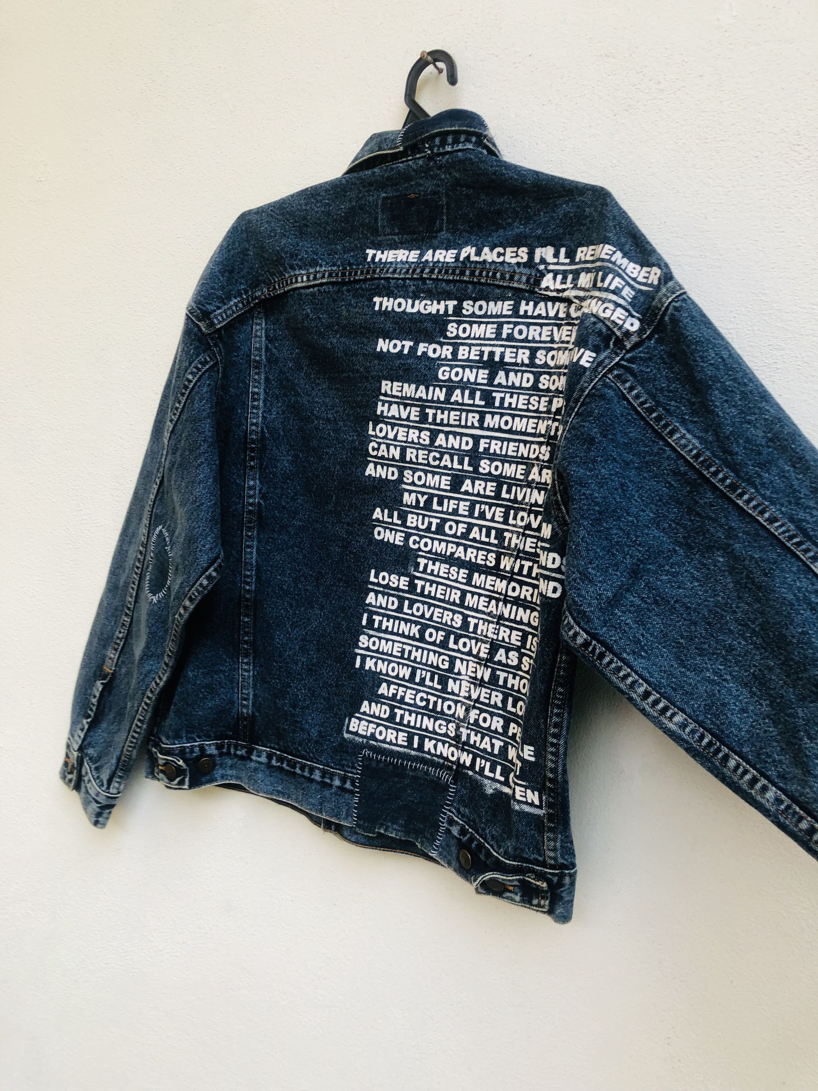 Levi's Vintage Clothing Vintage Levis Distressed Travis Scott Fashion Style Size US L / EU 52-54 / 3 - 4 Thumbnail