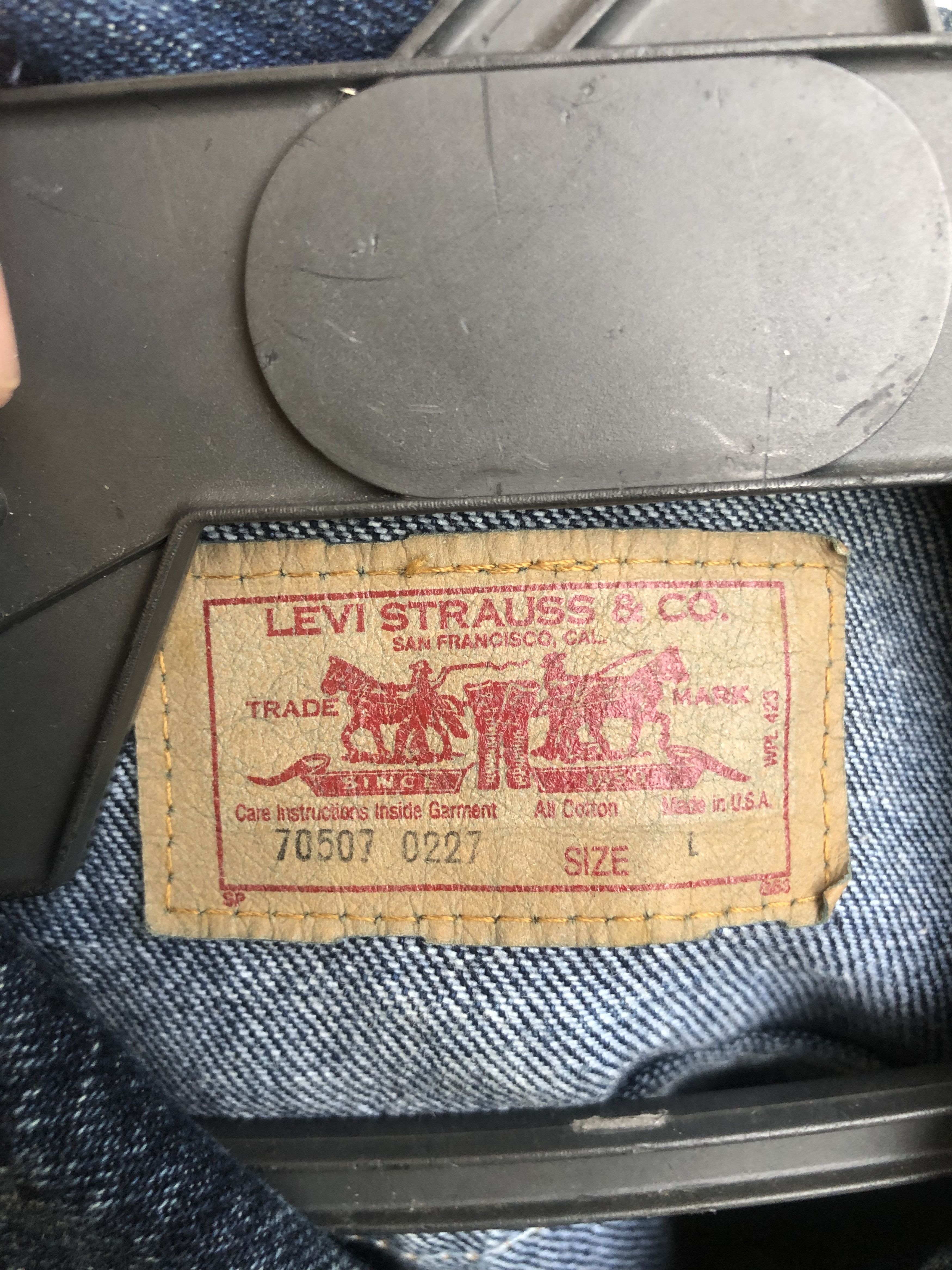 Levi's Vintage Clothing Vintage Levis Distressed Travis Scott Fashion Style Size US L / EU 52-54 / 3 - 14 Thumbnail