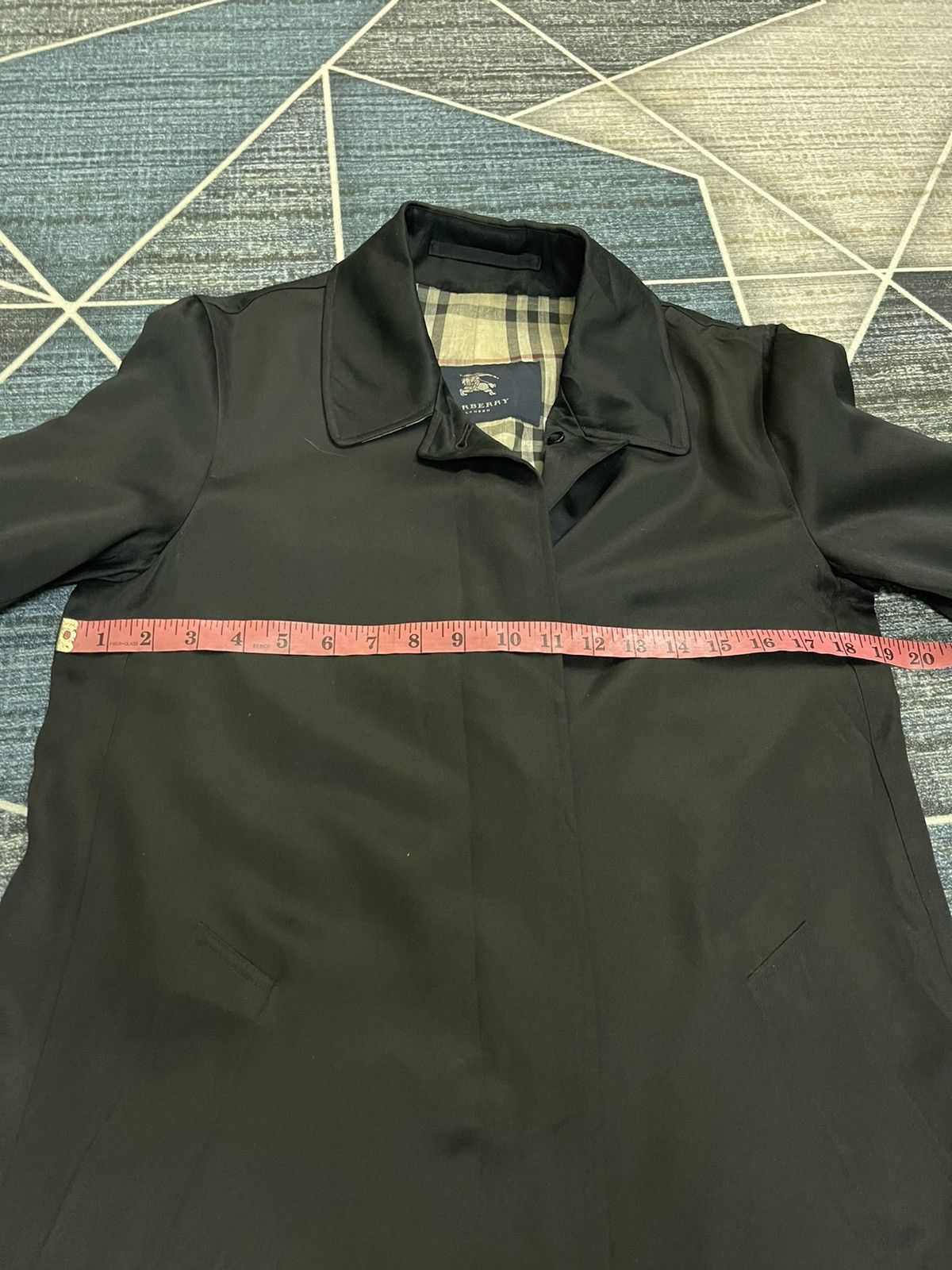 Burberry VINTAGE BURBERRY BLACK LONG JACKET Size US M / EU 48-50 / 2 - 4 Thumbnail