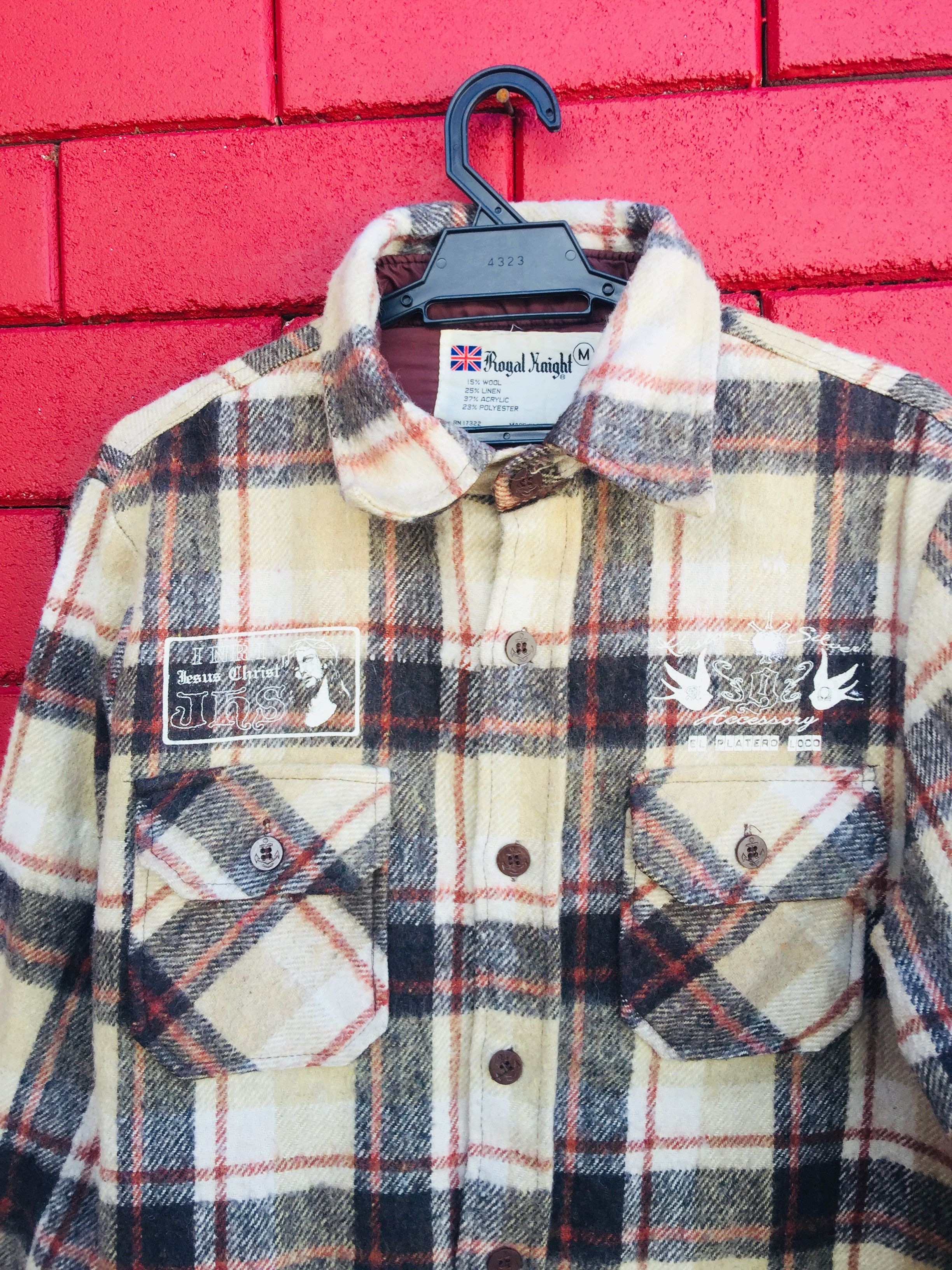 Japanese Brand Vintage Royal Knight Travis Scott Fashion Style Size US M / EU 48-50 / 2 - 3 Thumbnail