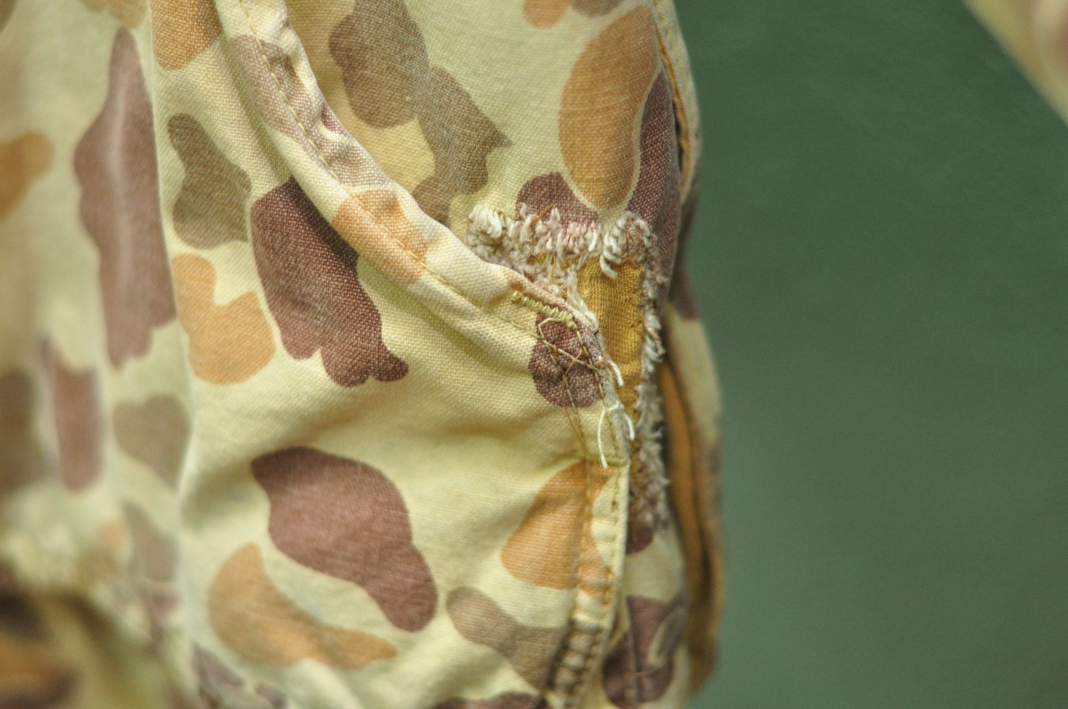 Japanese Brand Vintage 50s 60s Black Sheep Camoflage Designer Fashion Style Size US L / EU 52-54 / 3 - 10 Thumbnail