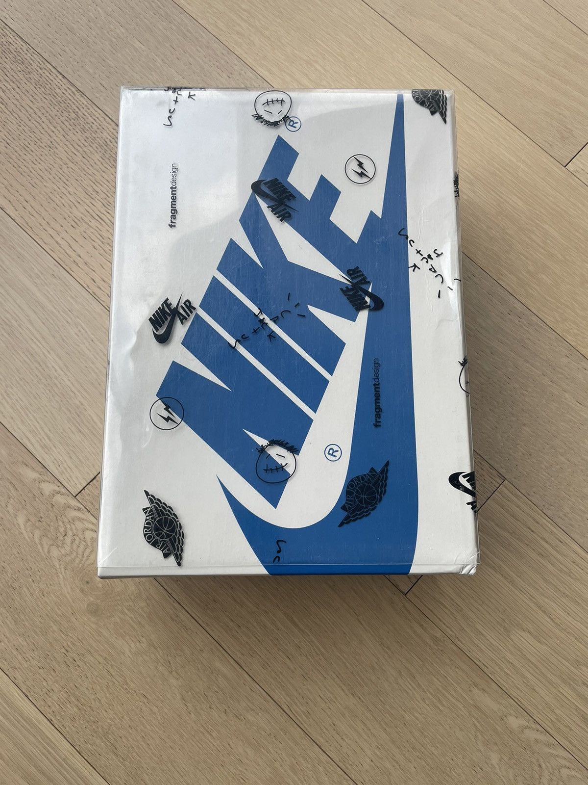 Fragment Design × Jordan Brand × Travis Scott Fragment x Travis Scott Jordan 1 Retro Low OG SP Size US 9.5 / EU 42-43 - 9 Thumbnail