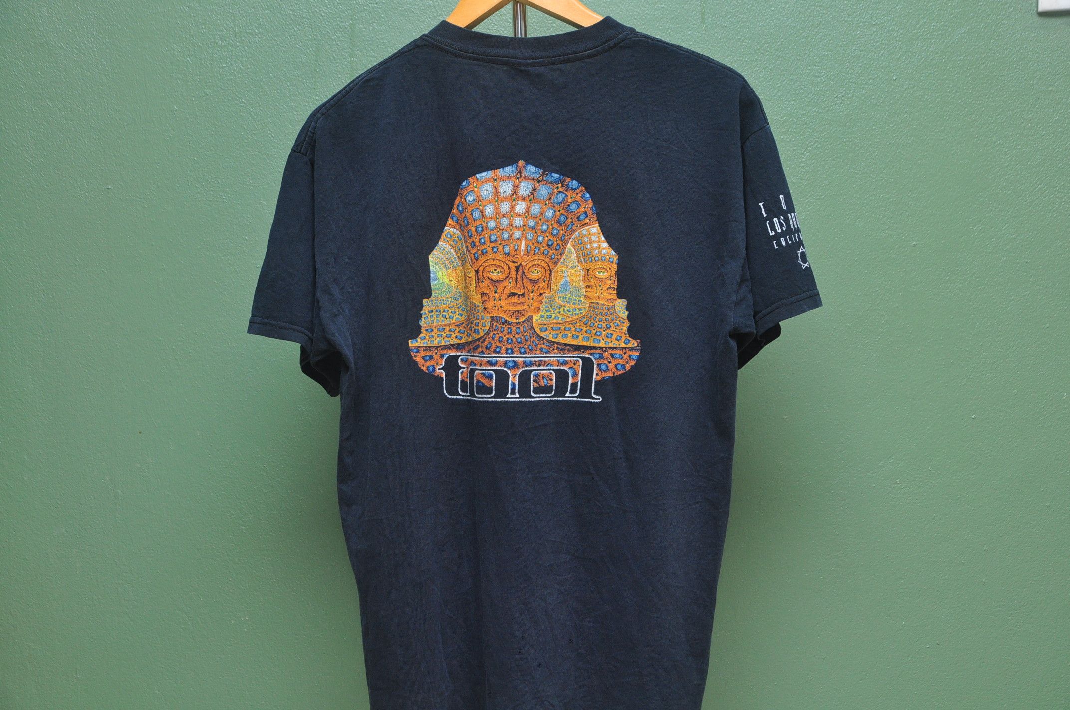 Band Tees × Vintage Tool Los Angeles California Band Music Shirt Size US M / EU 48-50 / 2 - 3 Thumbnail