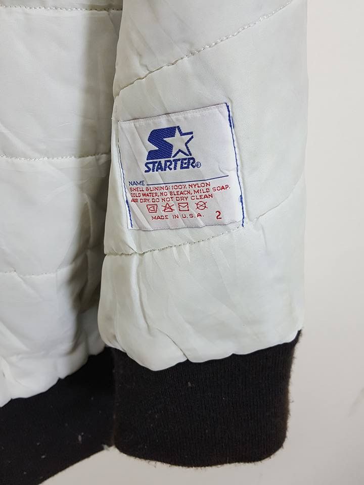 NBA × Starter Vtg. Chicago Bulls Big Spellout Quilted NBA OLP Jacket Size US XL / EU 56 / 4 - 4 Thumbnail