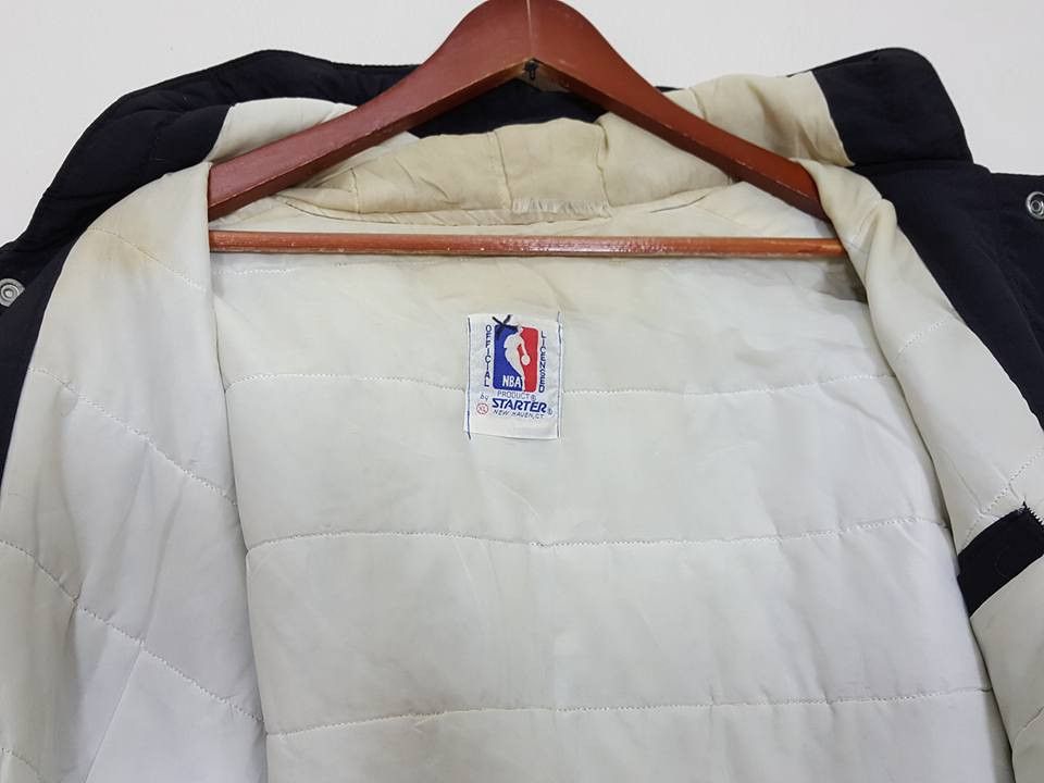 NBA × Starter Vtg. Chicago Bulls Big Spellout Quilted NBA OLP Jacket Size US XL / EU 56 / 4 - 14 Thumbnail