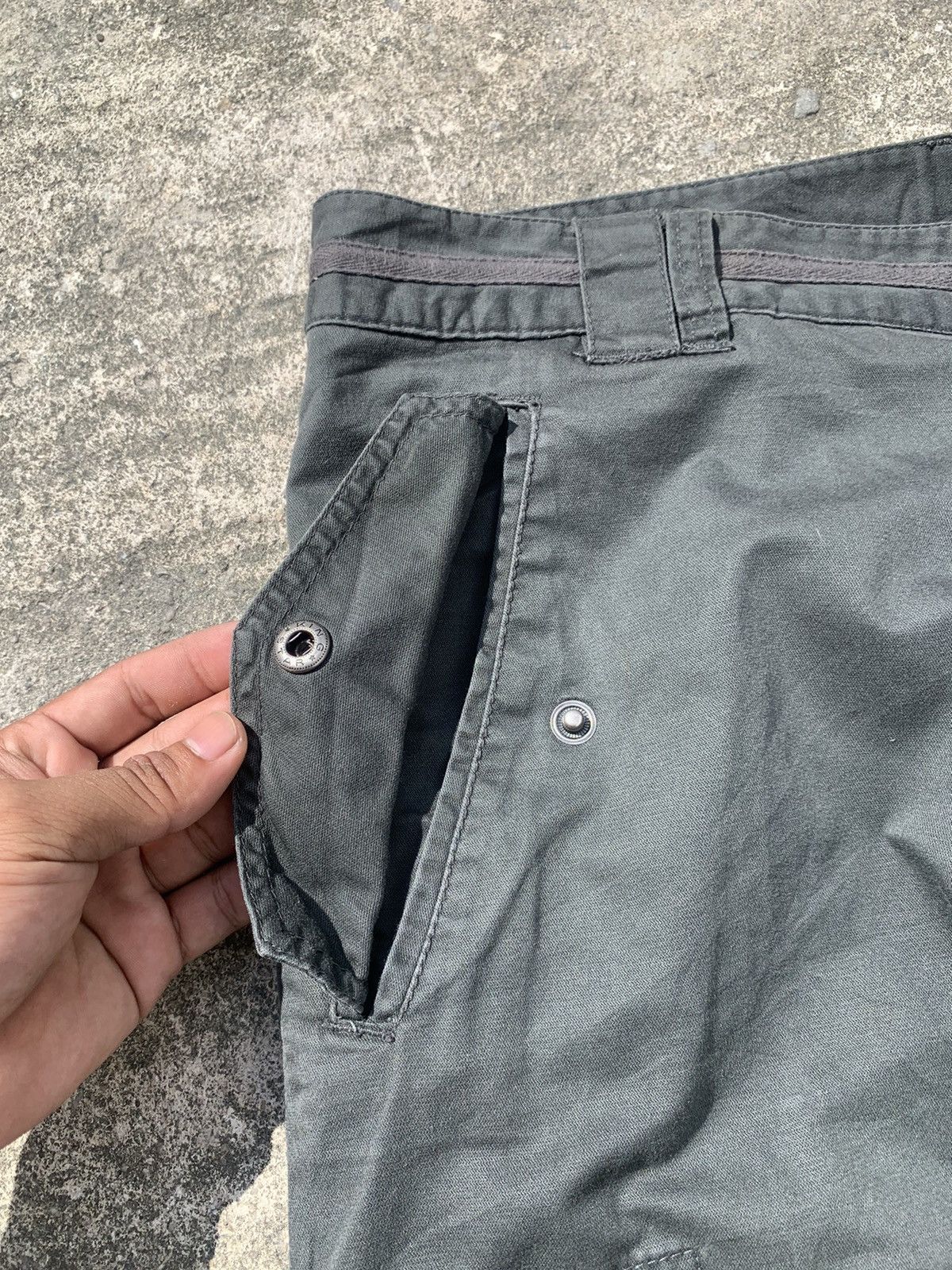 Japanese Brand nii qualified tactical multipocket bondage cargo pants Size US 36 / EU 52 - 13 Thumbnail