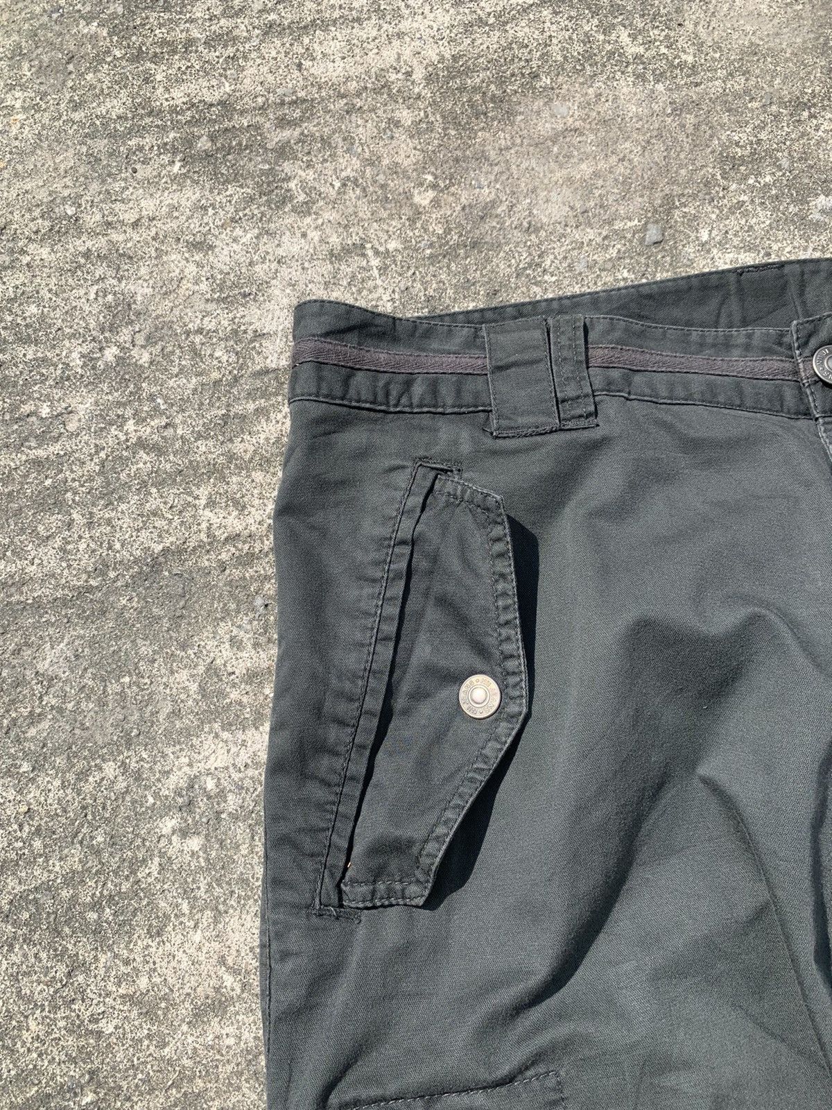 Japanese Brand nii qualified tactical multipocket bondage cargo pants Size US 36 / EU 52 - 14 Thumbnail