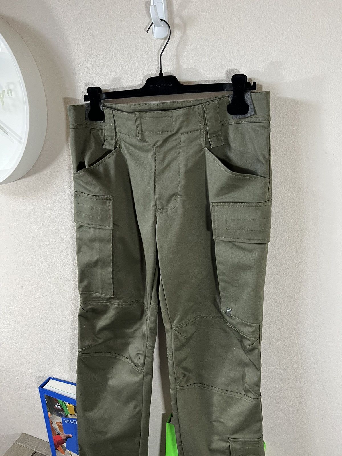 1017 ALYX 9SM 1017 ALYX 9SM Tactical Cargo Pants Green Size US 32 / EU 48 - 3 Thumbnail