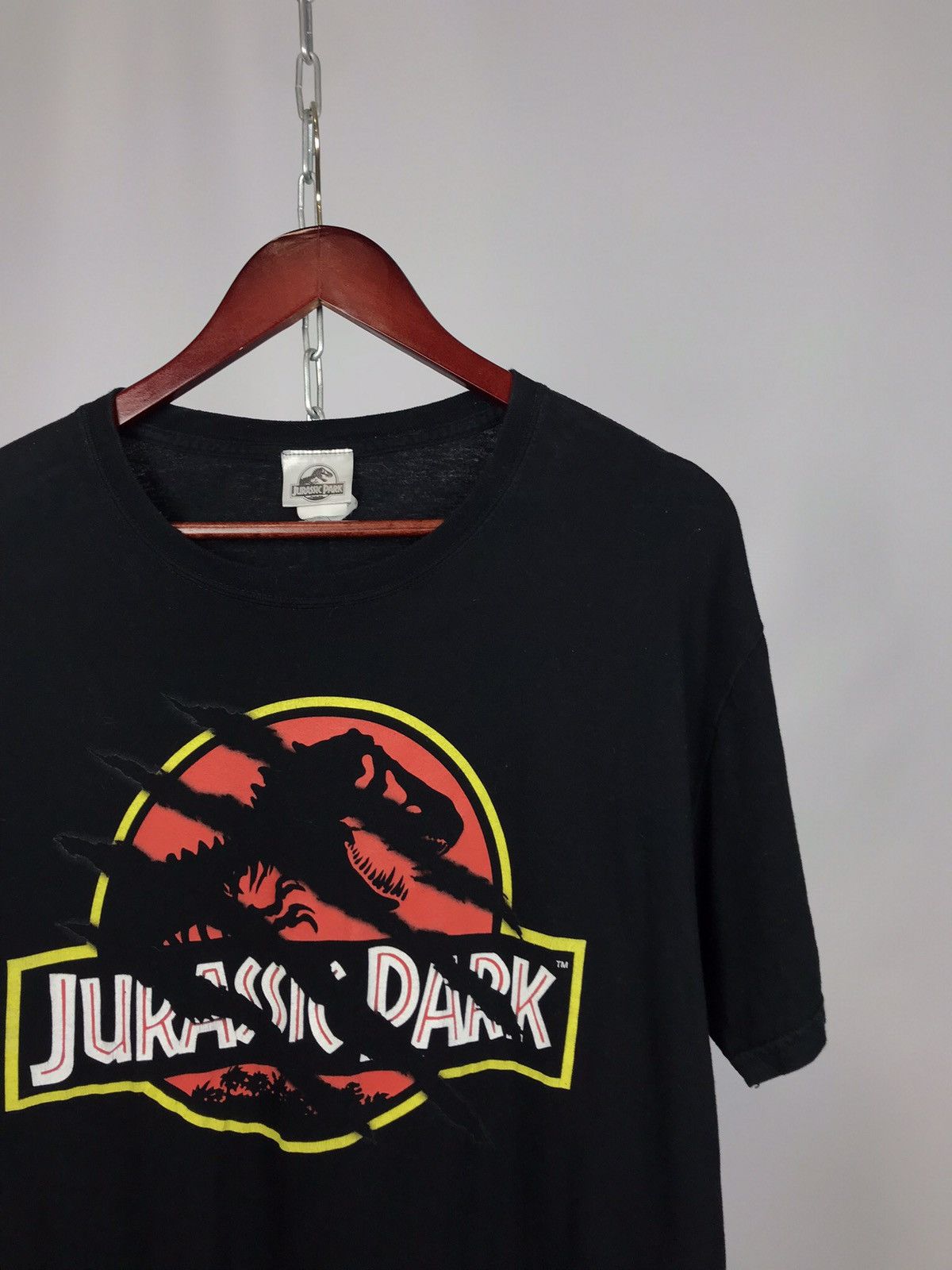 Universal Studios Jurassic Park vintage Universal Studios streetwear tee Size US XL / EU 56 / 4 - 2 Thumbnail