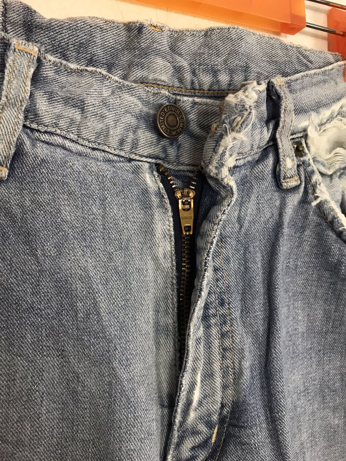 Edwin Vtg 90s Edwin Lot 703 Distressed Denim Jeans Indigo Design Size US 29 - 10 Thumbnail