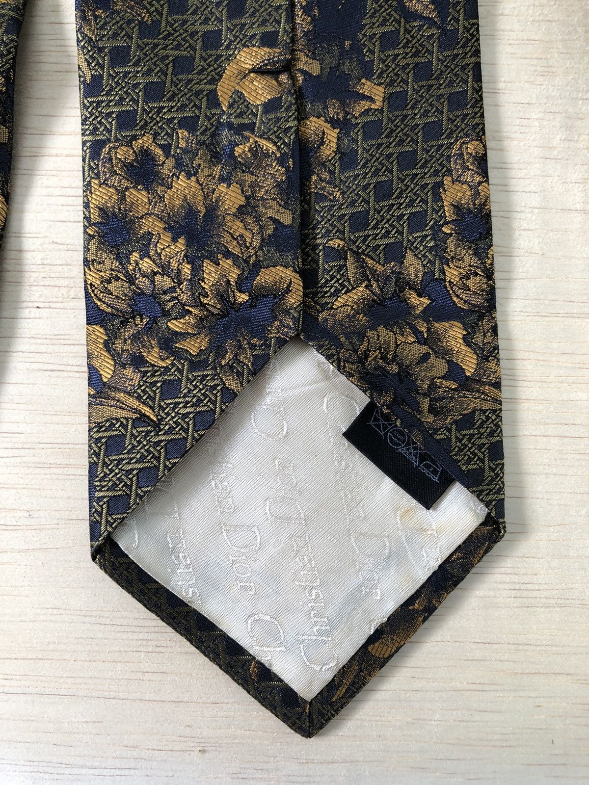 Christian Dior Monsieur Deletetoday 🔥 Christian dior monsieur floral gold neck tie Size ONE SIZE - 5 Thumbnail