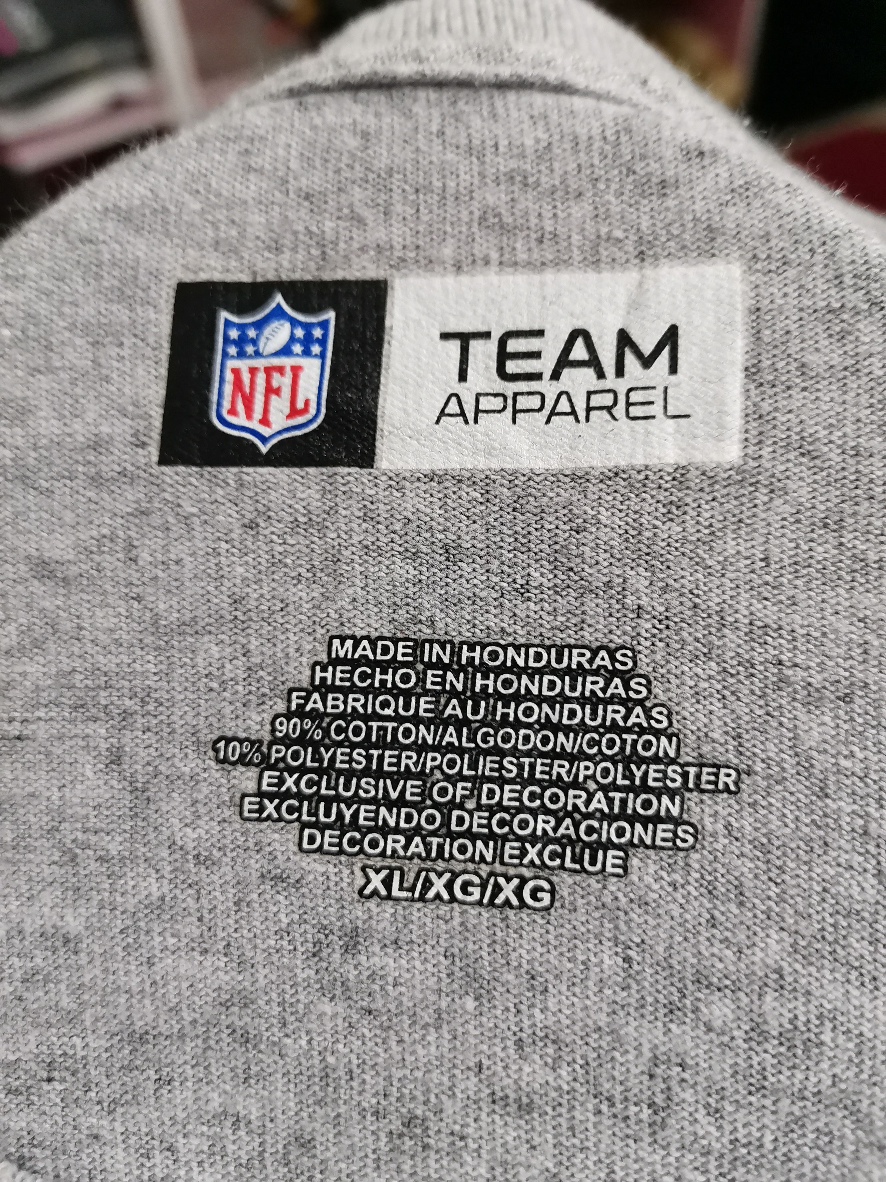 NFL RAIDERS NFL TEAM TSHIRT - XL SIZE Size US XL / EU 56 / 4 - 4 Thumbnail