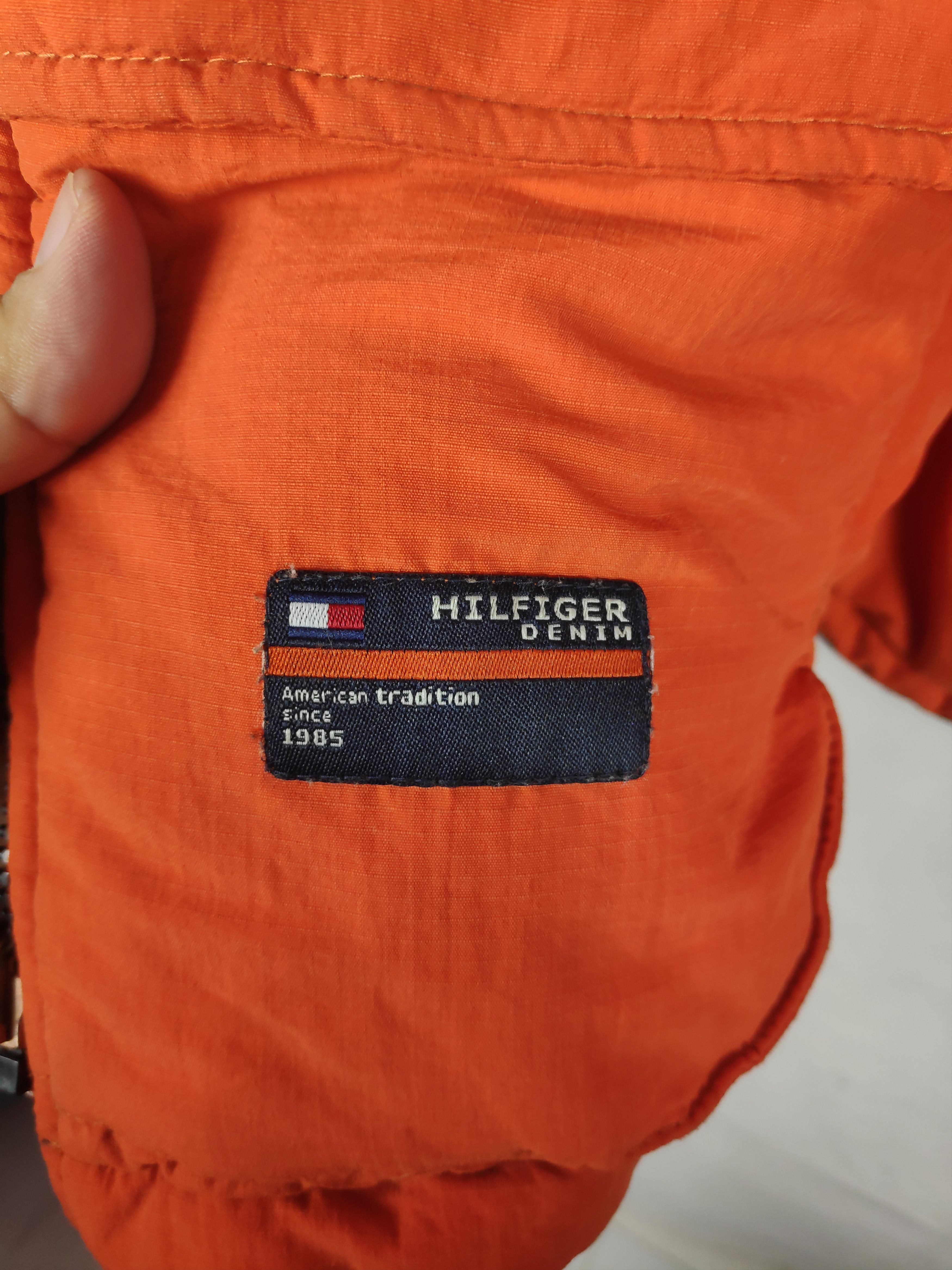 Tommy Hilfiger × Vintage Vintage Puffer Hilfiger Denim Tommy Reversible Vest Jacket Size US M / EU 48-50 / 2 - 7 Thumbnail