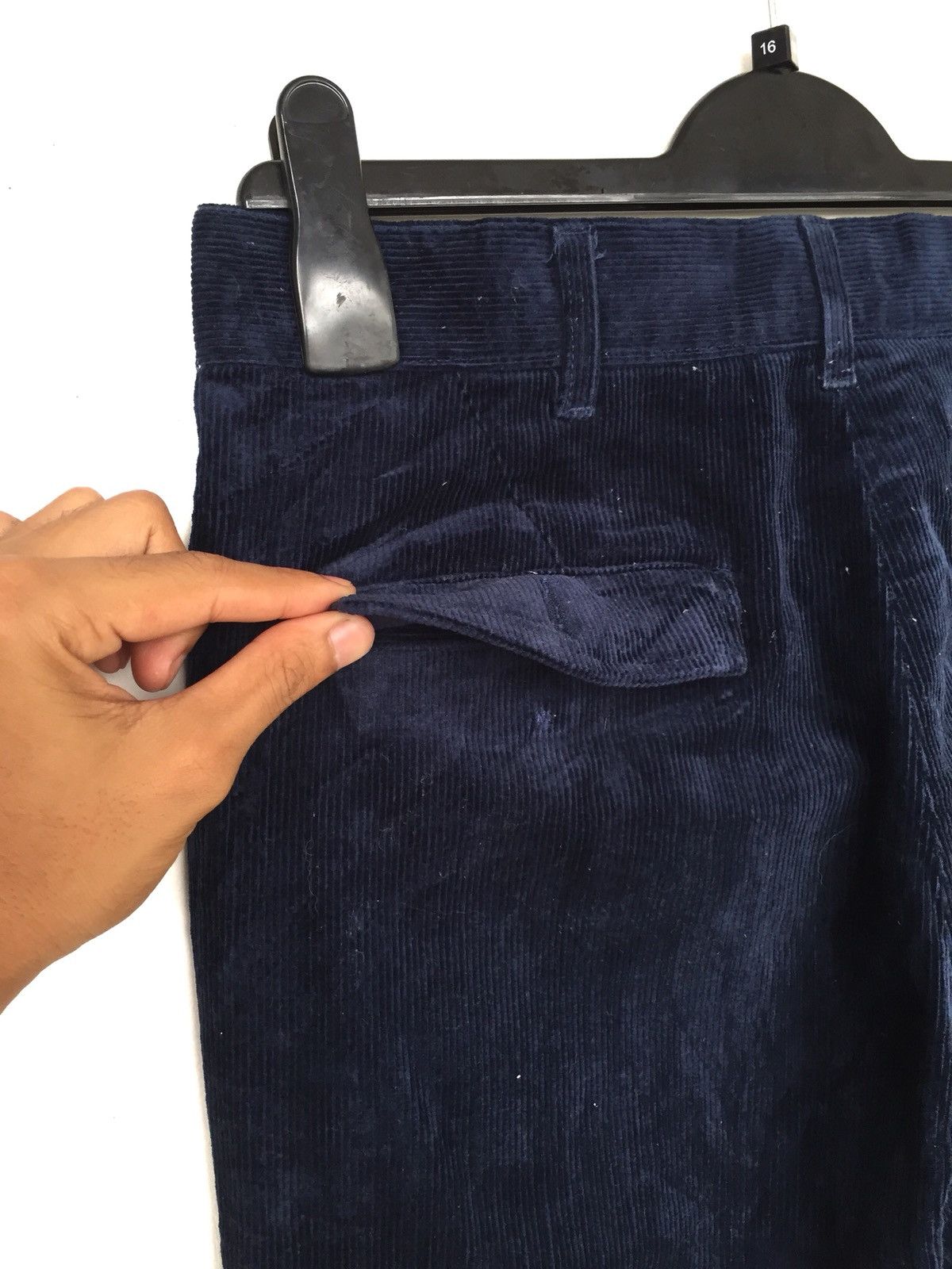 Beams Plus Beams Plus 🇯🇵 Velvet Navy Corduroy Slim Fit Pants Size US 31 - 10 Thumbnail