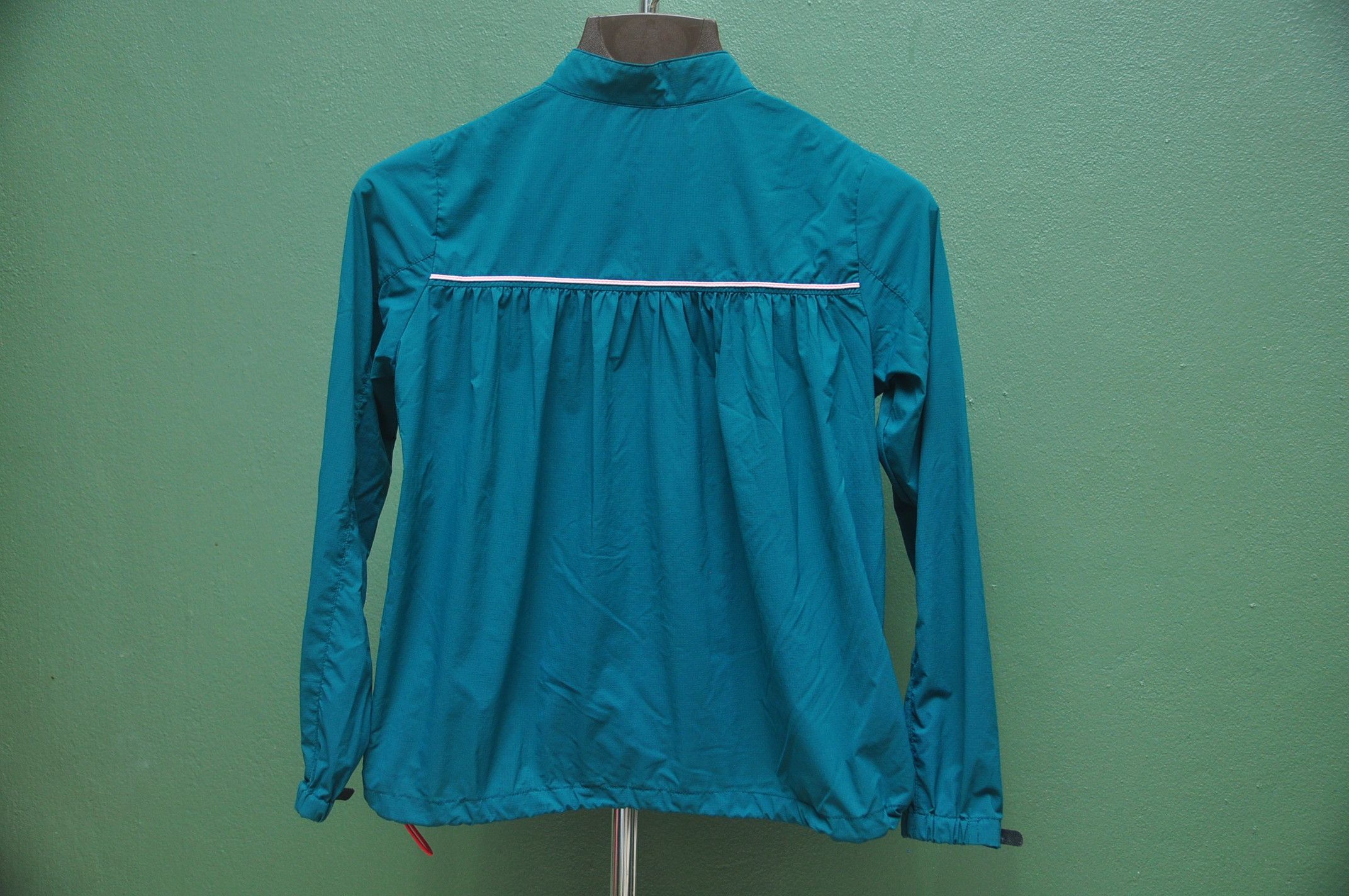 Designer × Japanese Brand × Undercover Undercover X Uniqlo Sweater Size US S / EU 44-46 / 1 - 2 Thumbnail