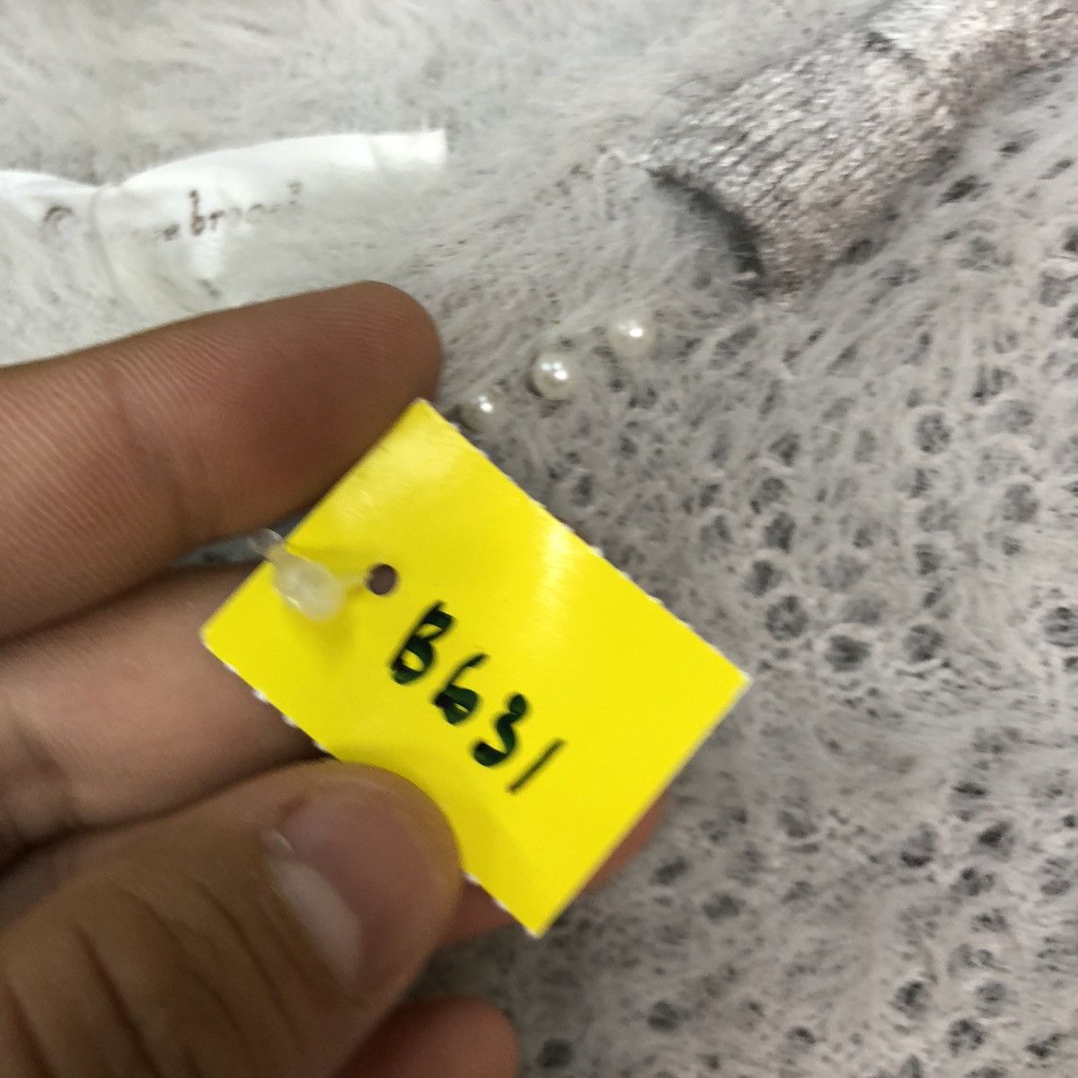 Homespun Knitwear × Japanese Brand Couture Brooch Faded Grey Mohair Shag Shaggy Knitwear #B631 Size S / US 4 / IT 40 - 11 Thumbnail