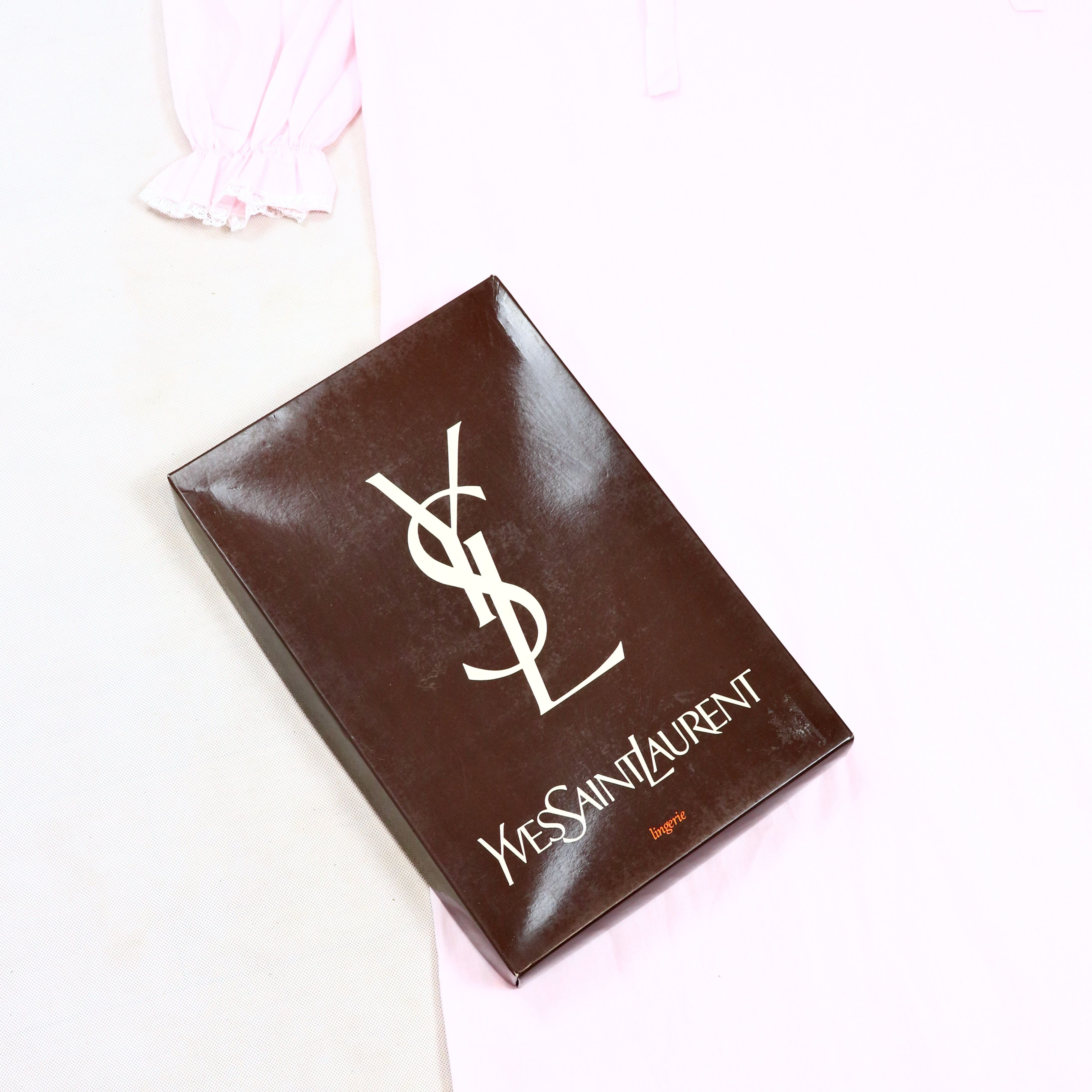 Yves Saint Laurent YSL 80s Sleeping Shirt Size M / US 6-8 / IT 42-44 - 2 Thumbnail