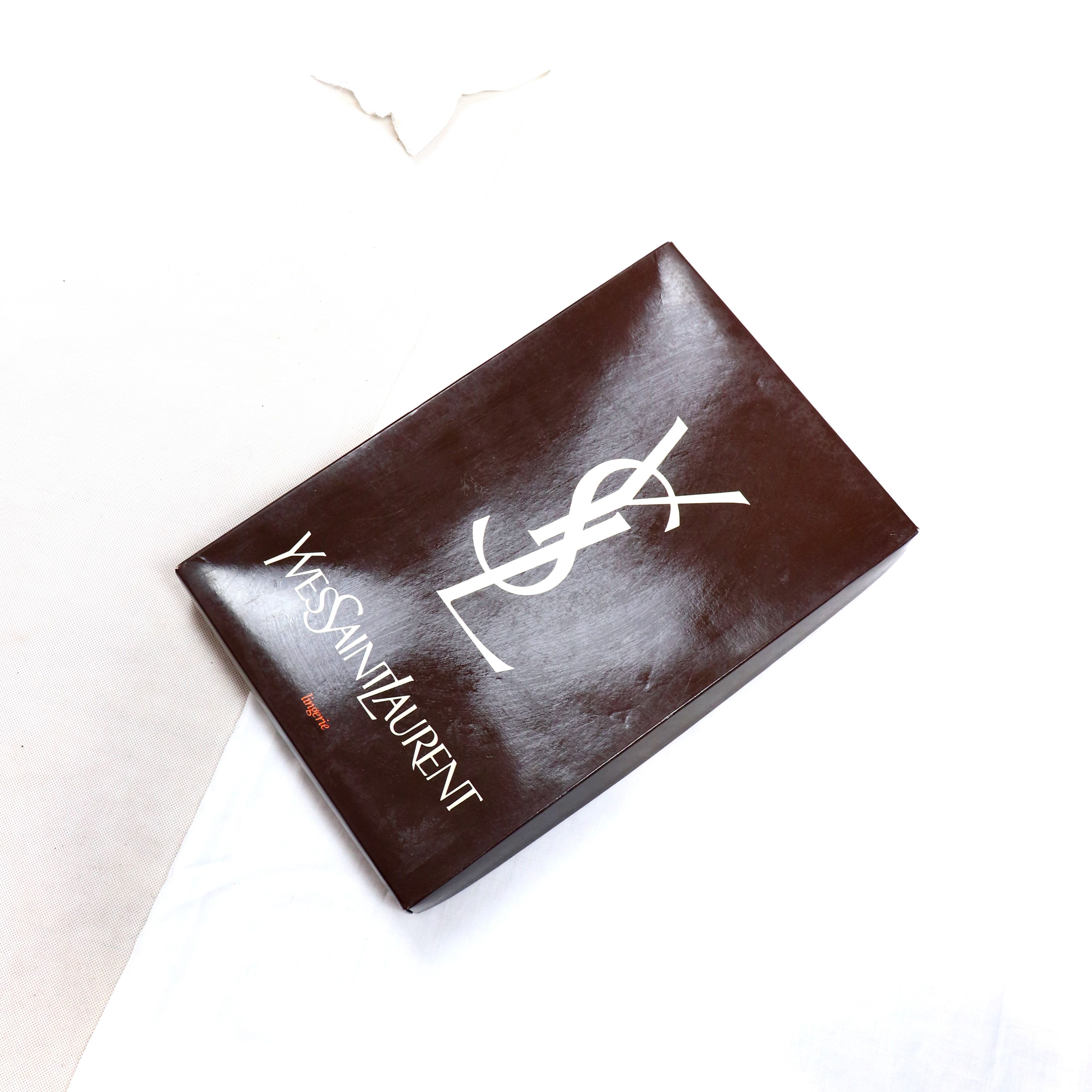 Yves Saint Laurent YSL 80s Sleeping Shirt Size M / US 6-8 / IT 42-44 - 2 Thumbnail
