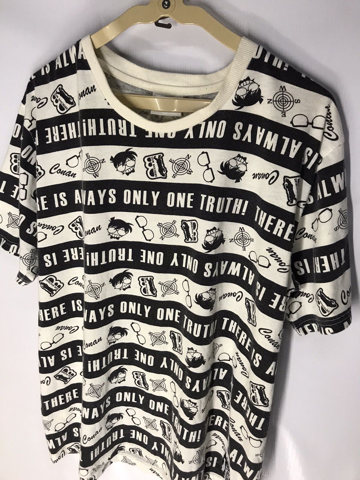 Anime × Vintage Vintage detective Conan fullprint tshirt Size US L / EU 52-54 / 3 - 7 Thumbnail