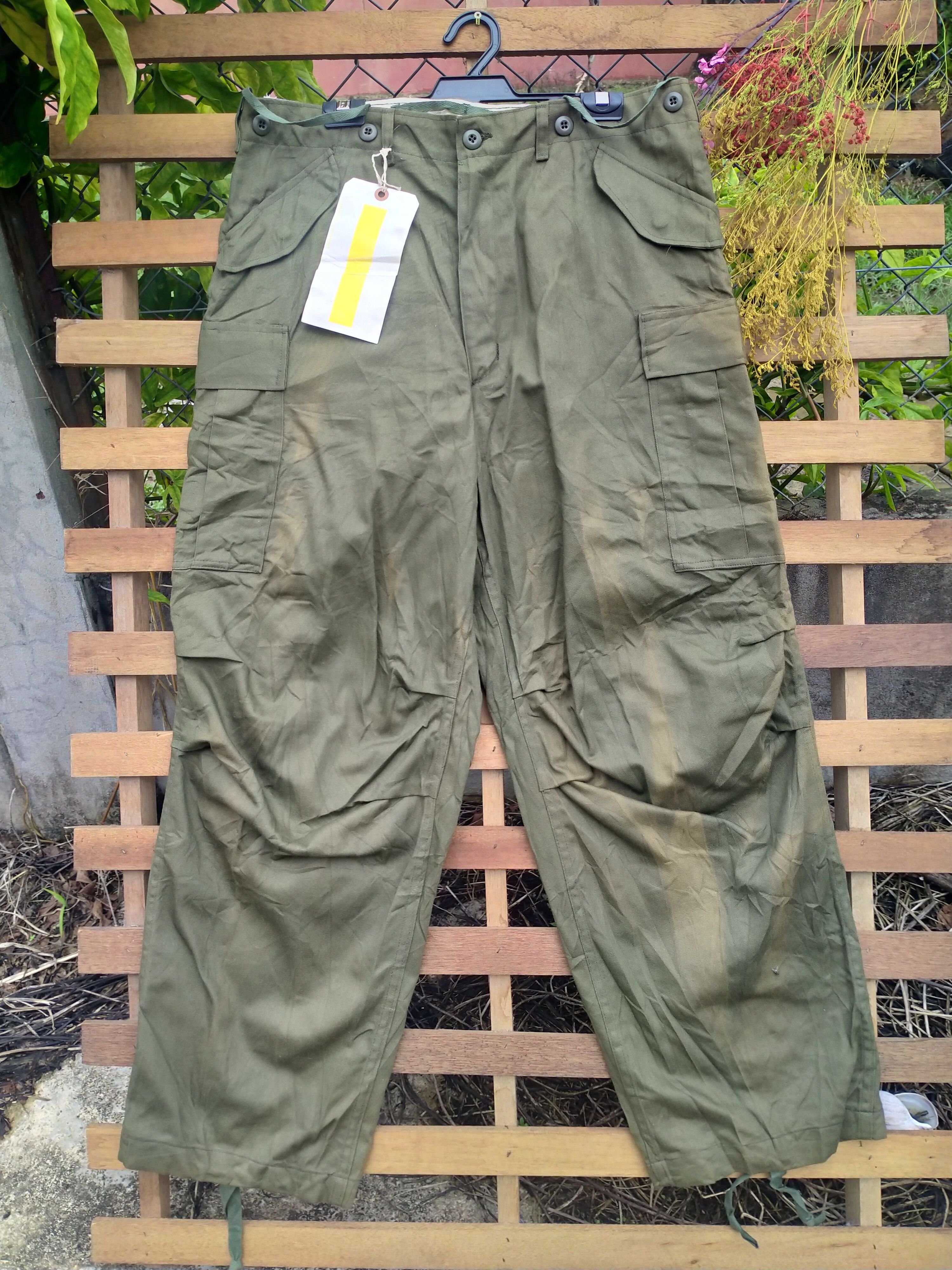 Vintage VINTAGE 1950’s US ARMY MILITARY CARGO M-19 PANTS Size US 36 / EU 52 - 1 Thumbnail