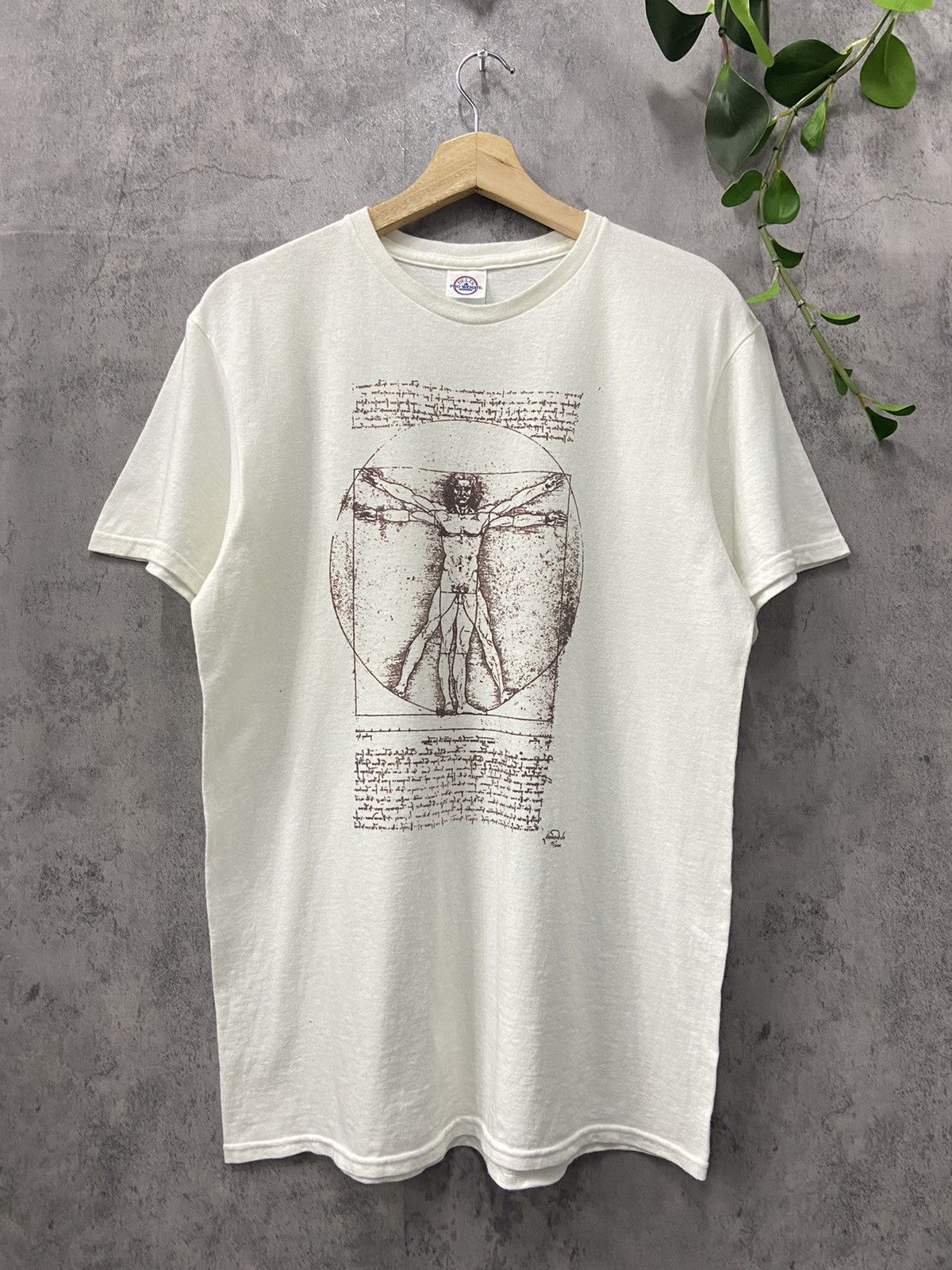 Vintage Vintage Leonardo Da Vinci Art Vitruvian Man TShirt Size US M / EU 48-50 / 2 - 1 Thumbnail