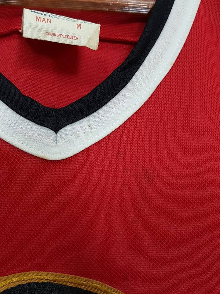 Ccm × NHL Rare VTG NHL Chicago Blackhawks Maska Logo Jersey by CCM Size US M / EU 48-50 / 2 - 4 Thumbnail
