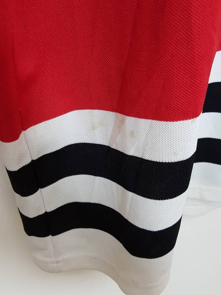 Ccm × NHL Rare VTG NHL Chicago Blackhawks Maska Logo Jersey by CCM Size US M / EU 48-50 / 2 - 6 Thumbnail