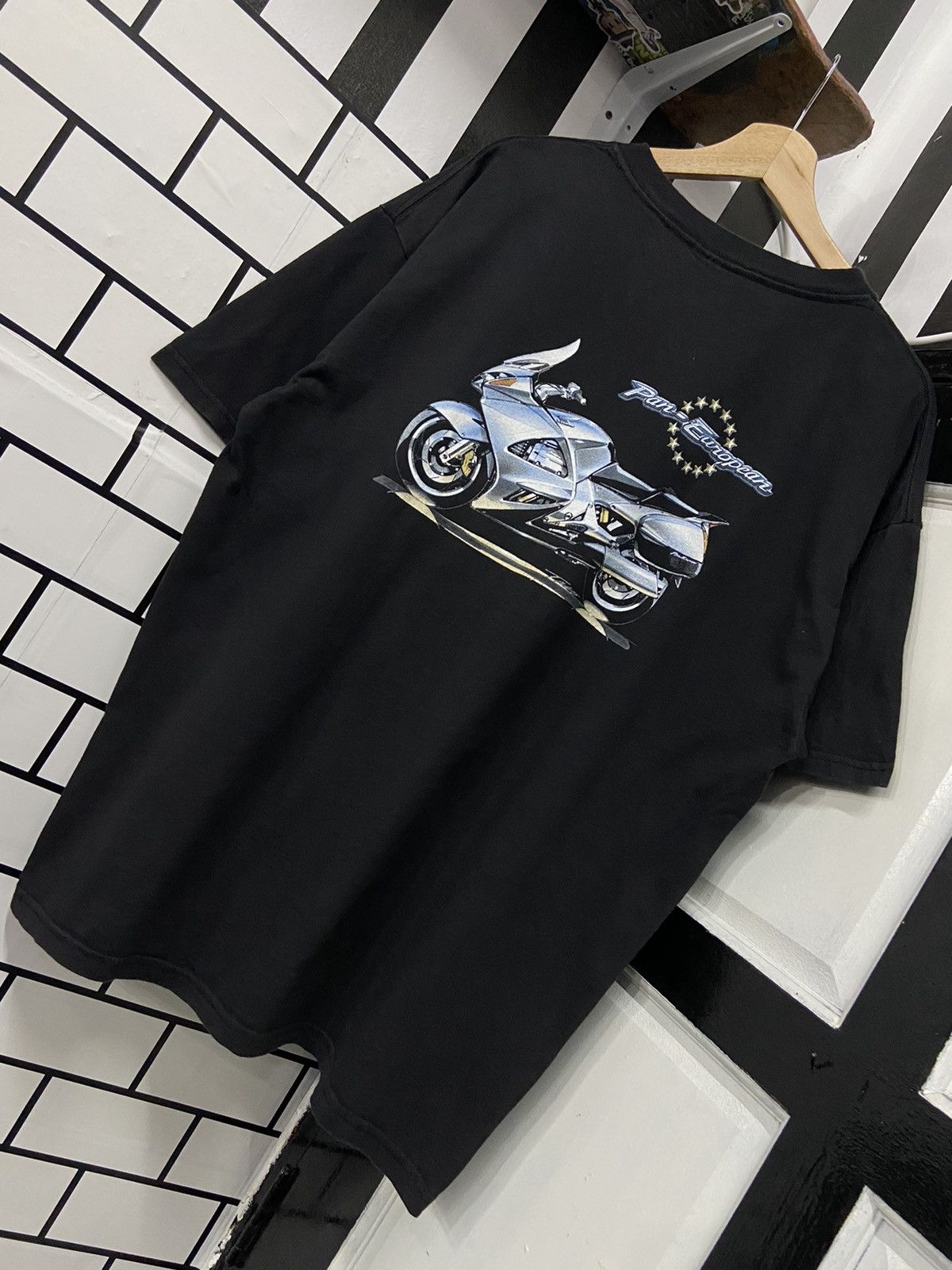Honda × Vintage Vintage Honda Pan-European Motorcycle Tshirt Size US XL / EU 56 / 4 - 6 Thumbnail