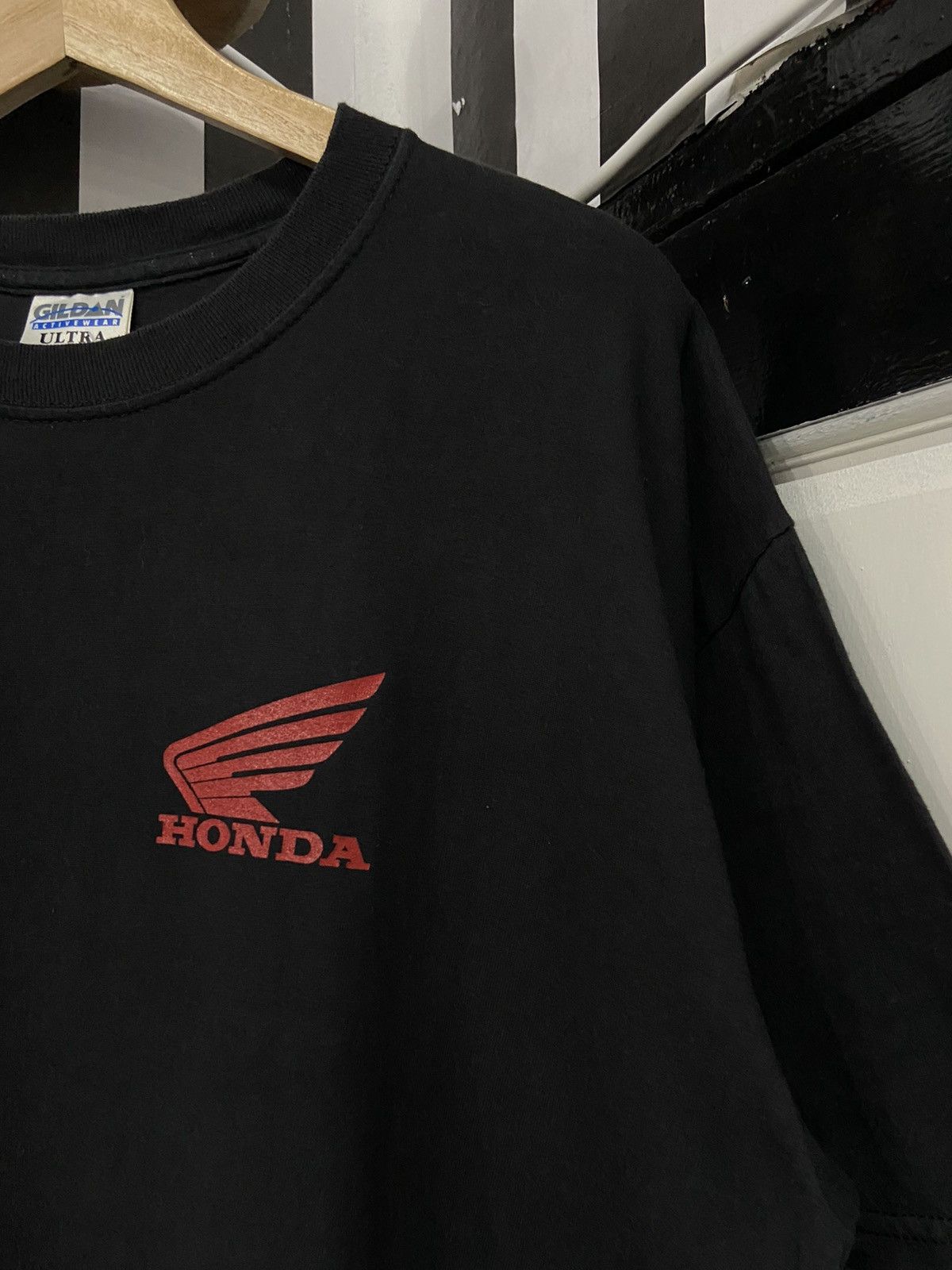 Honda × Vintage Vintage Honda Pan-European Motorcycle Tshirt Size US XL / EU 56 / 4 - 4 Thumbnail