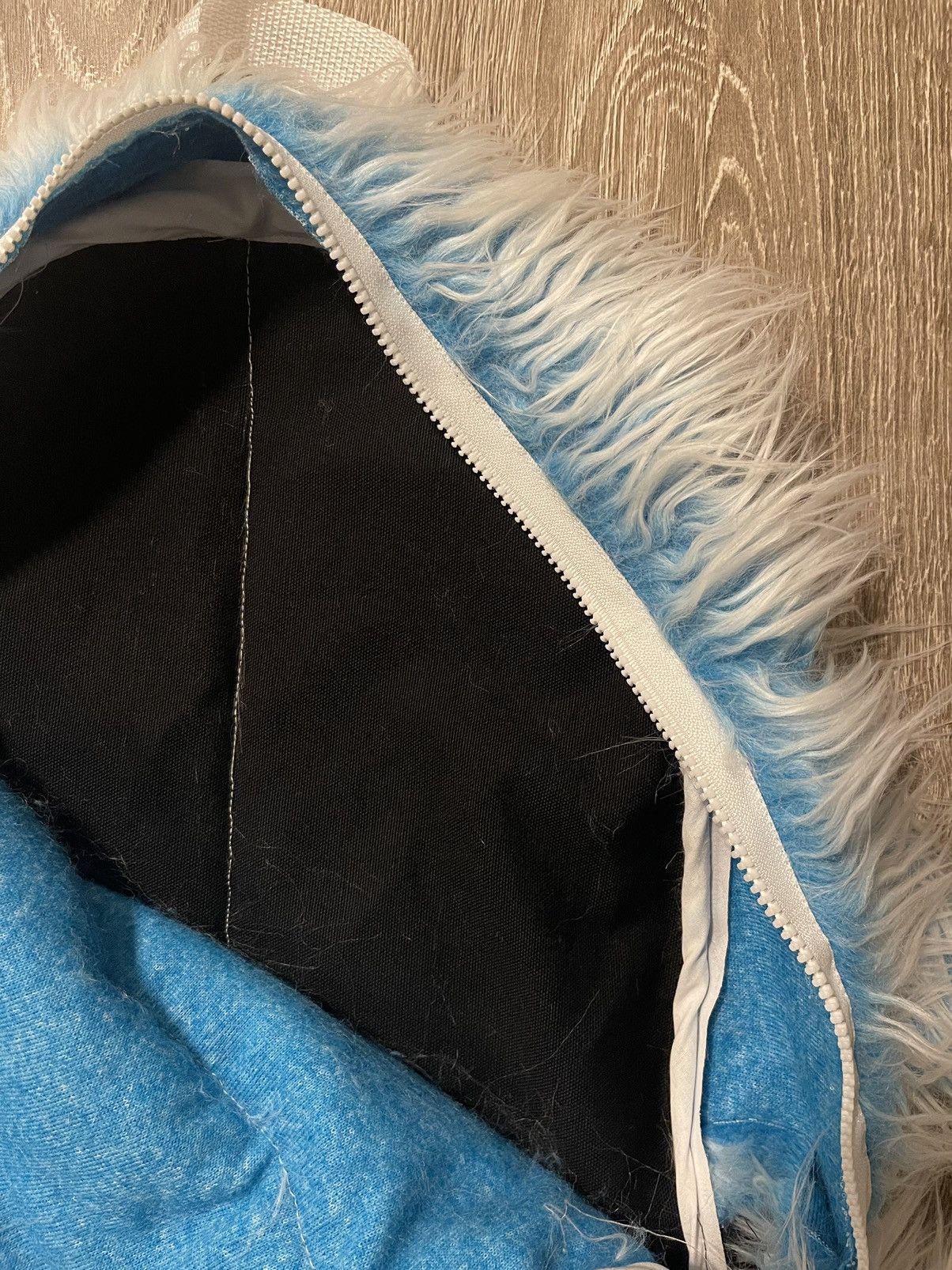 Ends Repair *LAST DROP* Ends Repair Blue Yeti Fur Backpack Size ONE SIZE - 3 Thumbnail