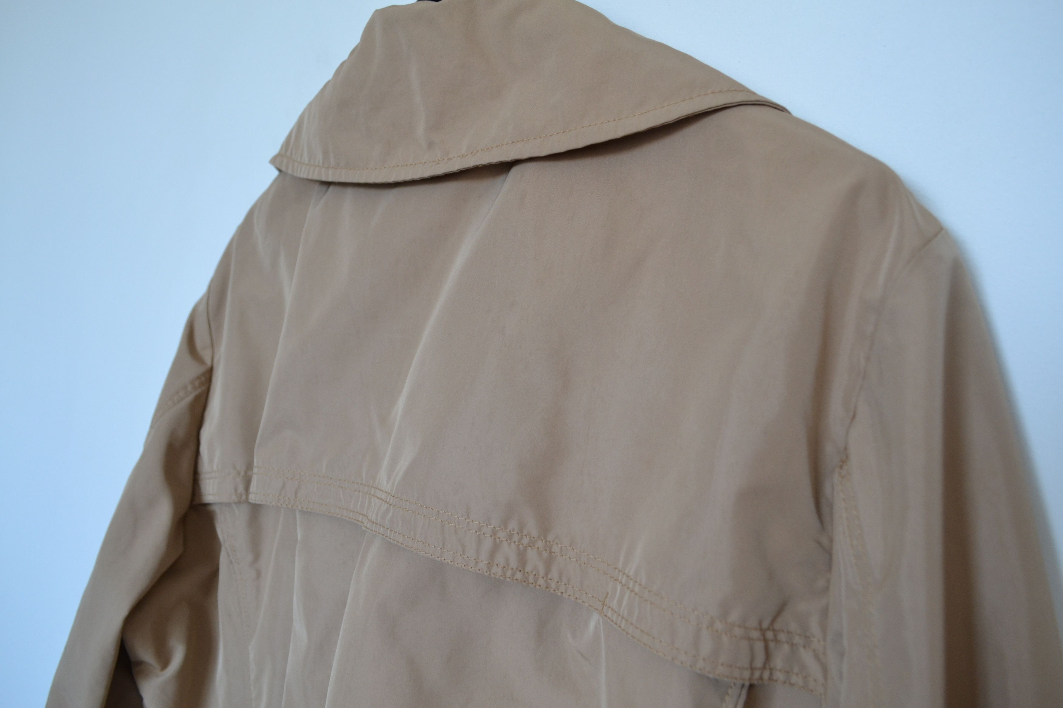 Moncler MONCLER Jacket Logo Coat Trench Badge Beige Womens Size M / US 6-8 / IT 42-44 - 11 Thumbnail