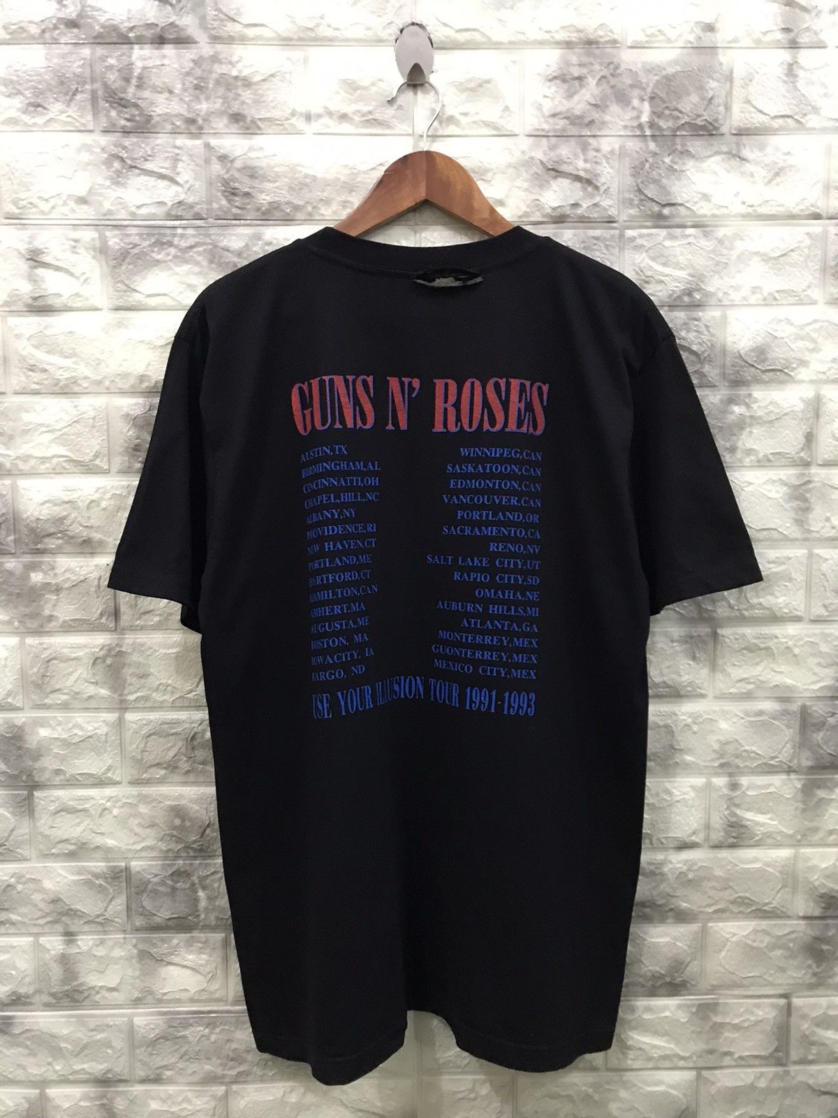 Band Tees Vintage 90’s Guns & Roses T-Shirt Size US M / EU 48-50 / 2 - 2 Thumbnail