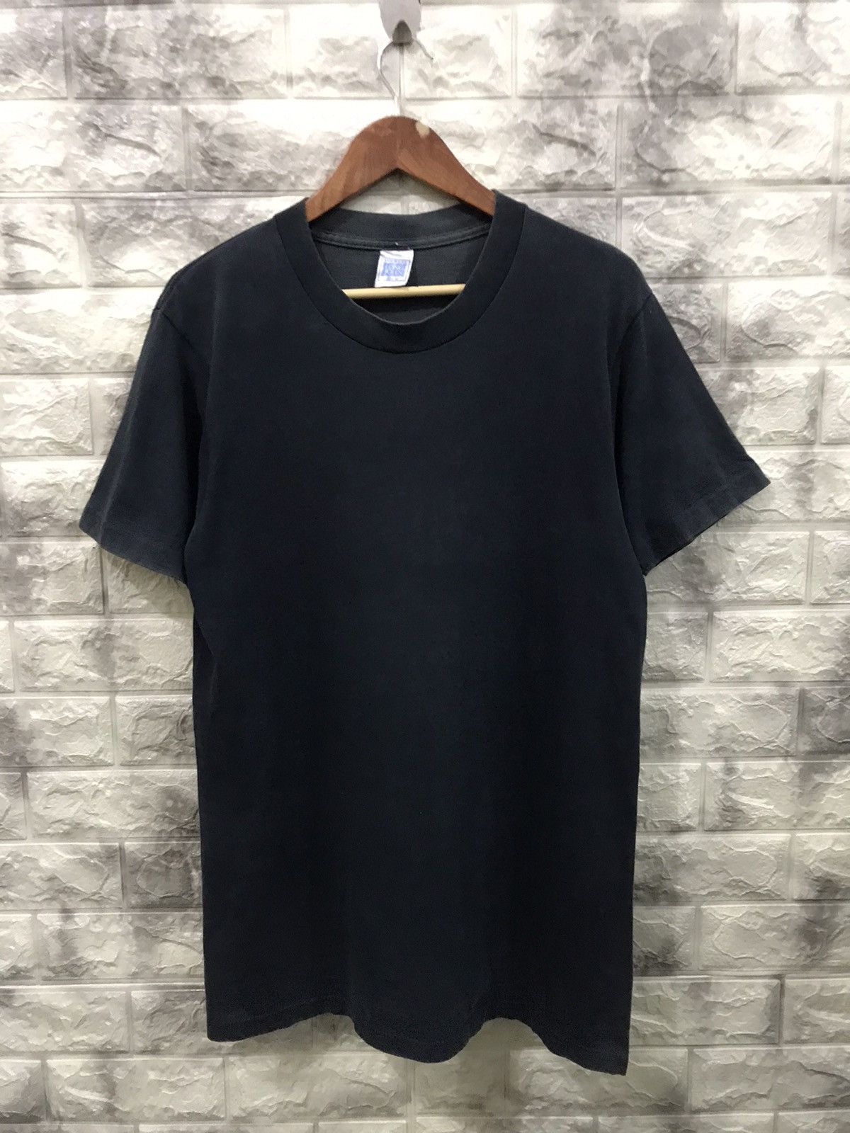 Vintage Vintage Made USA Plain T-Shirt Size US M / EU 48-50 / 2 - 1 Thumbnail