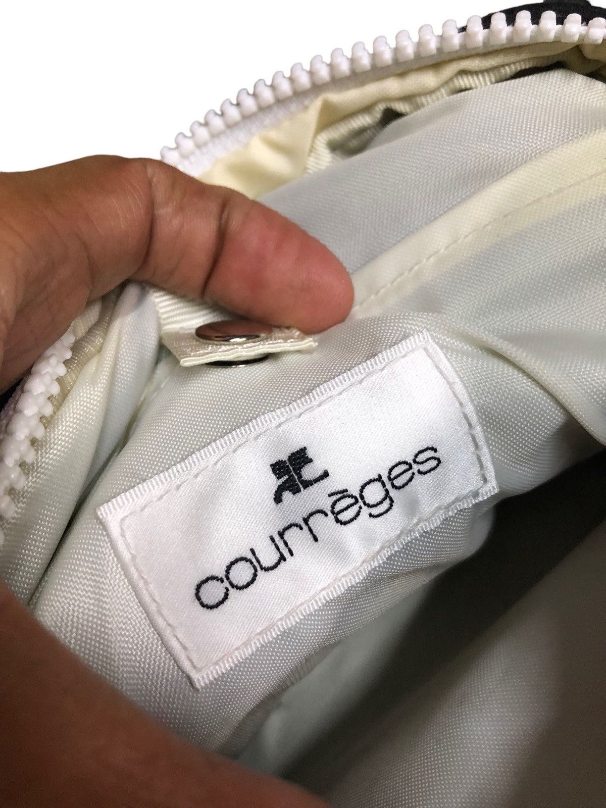 Courreges CROSSBODY SLINGBAG Size ONE SIZE - 9 Thumbnail