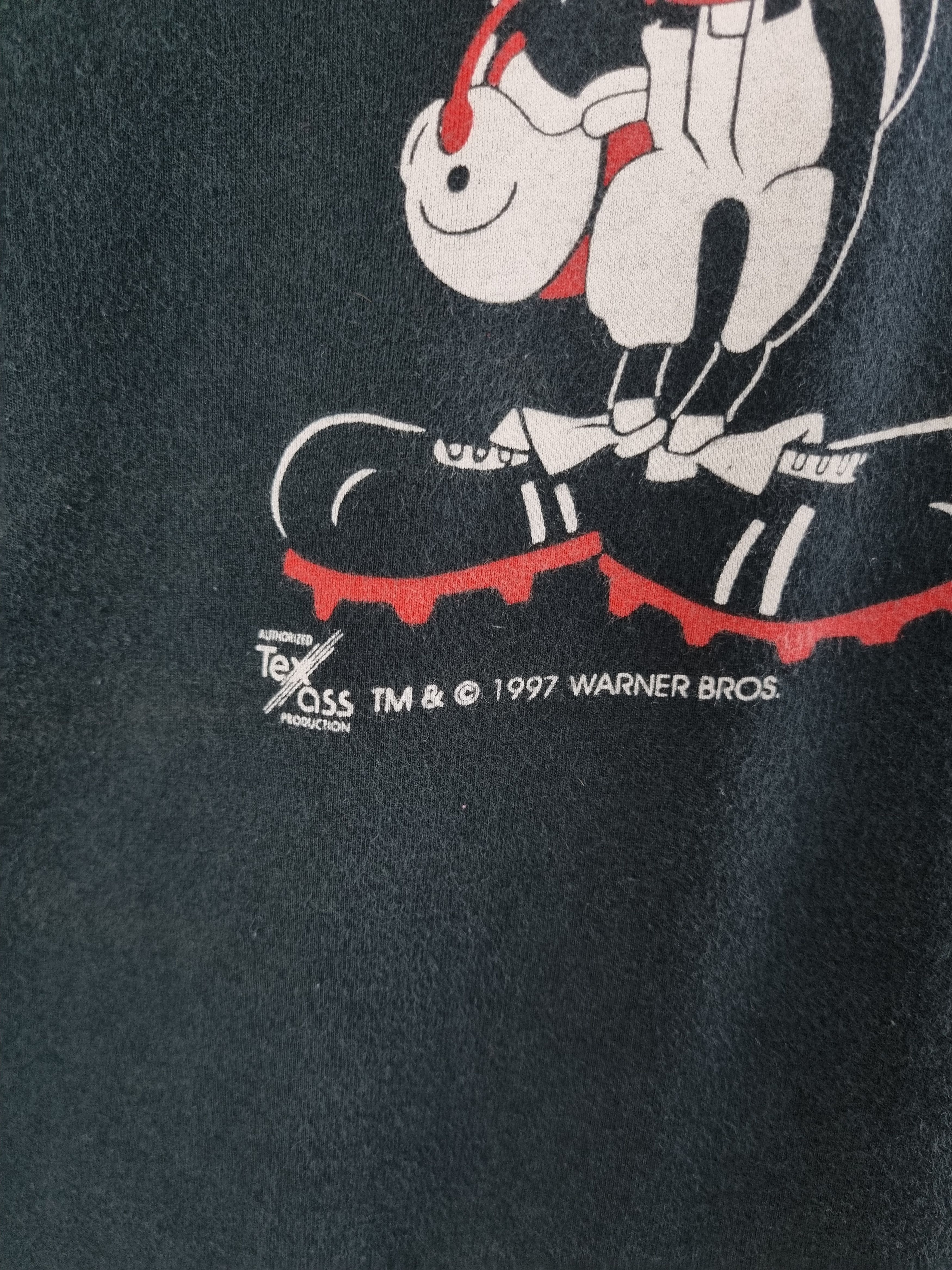 Cartoon Network × Vintage × Warner Bros 1997 Warner Bros Looney Tunes Bungs Bunny Tee shirt Size US XL / EU 56 / 4 - 3 Thumbnail