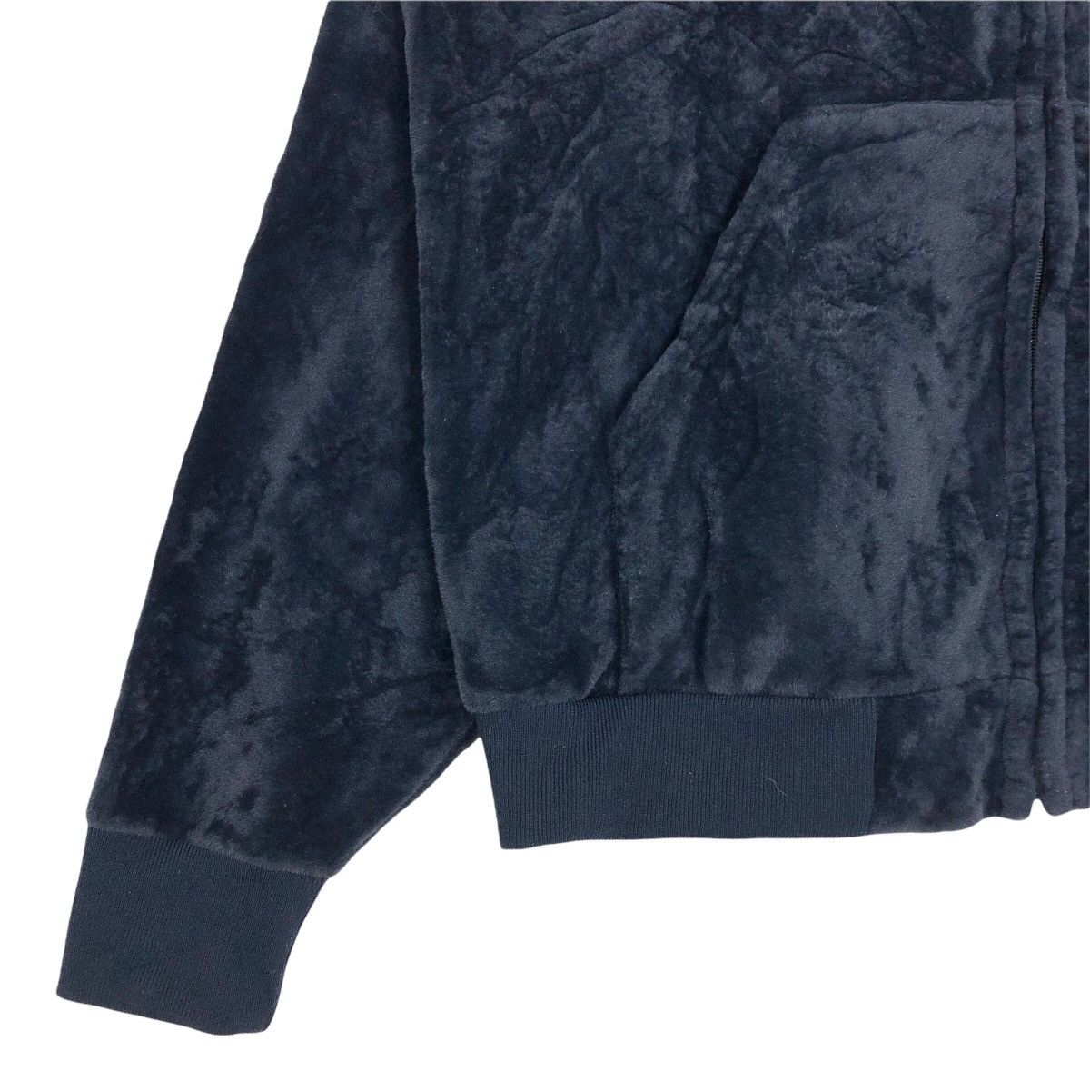 Carhartt Vintage Carhartt Velvet Hoodie Zip Up Sweater Size US L / EU 52-54 / 3 - 4 Thumbnail