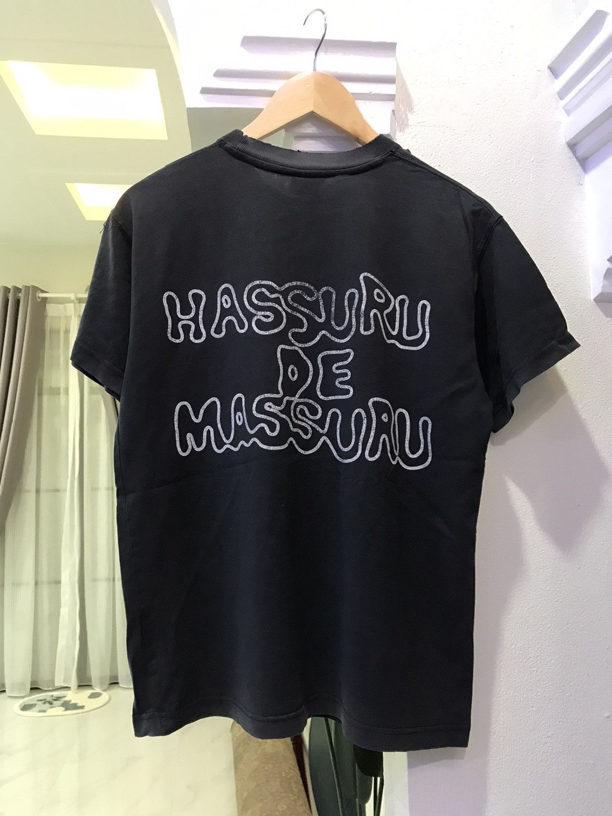 Vintage Vintage Hassuru de Massuru T-Shirt Size US M / EU 48-50 / 2 - 2 Thumbnail