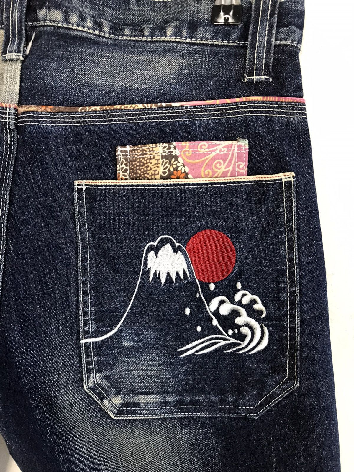 Japanese Brand JapaneseBrand Selvedge Fashion Art Pocket Back Side Jeans Size US 32 / EU 48 - 13 Thumbnail
