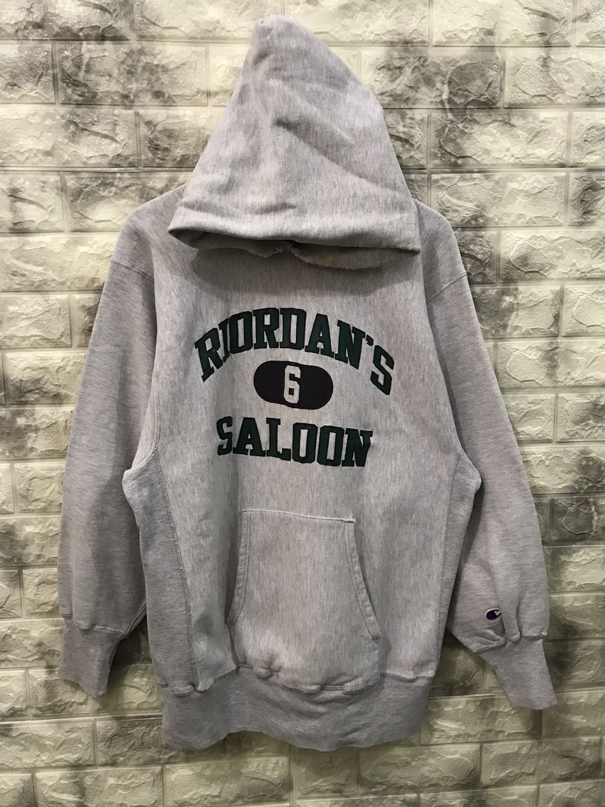 Champion Vintage 90’s Champion “RIORDAN’S SALOON” Hoddies Size US XL / EU 56 / 4 - 1 Thumbnail