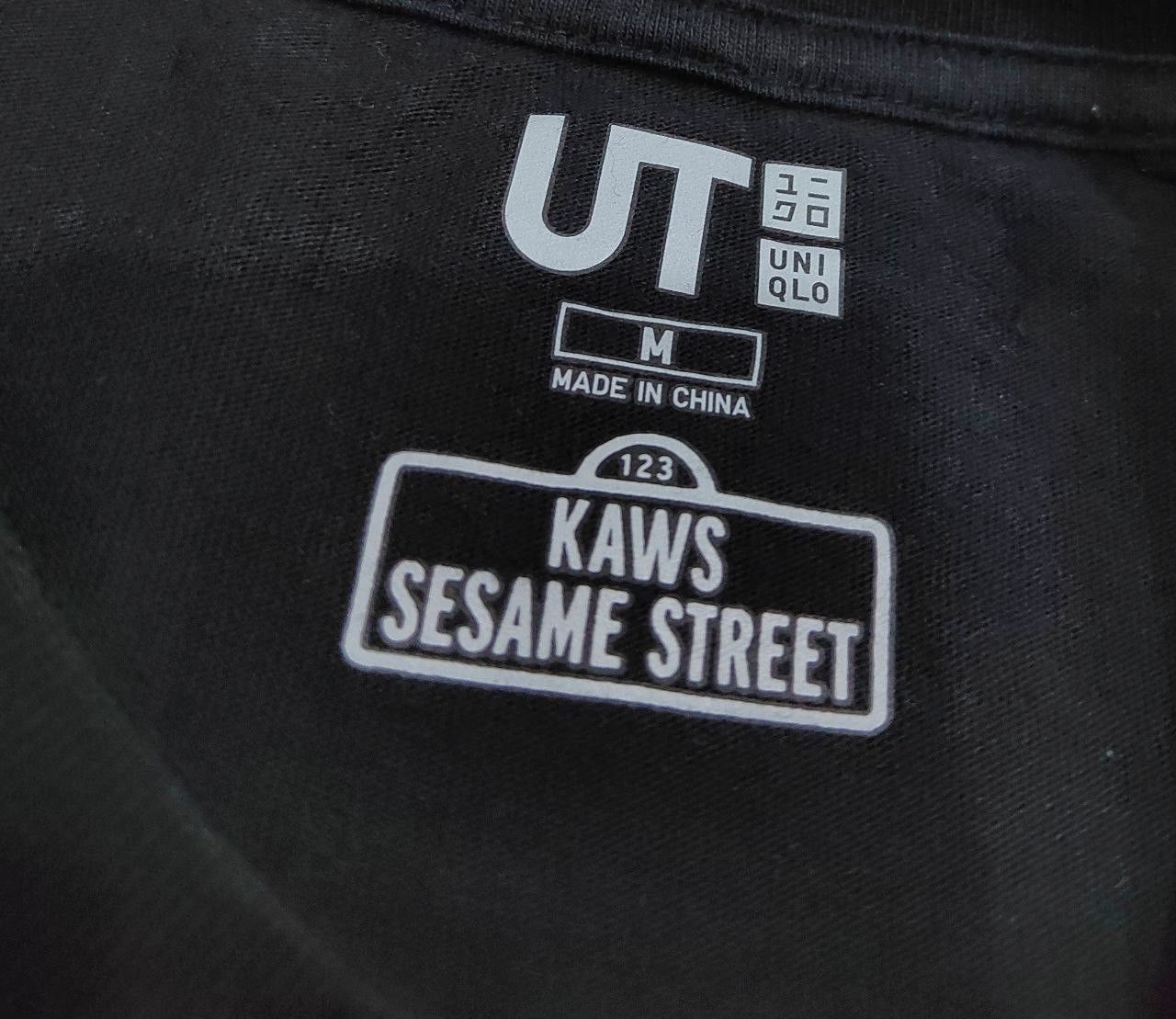 Cartoon Network × Japanese Brand × Kaws Kaws Sesame Street Count von Count Elmo Uniqlo Size US M / EU 48-50 / 2 - 4 Thumbnail