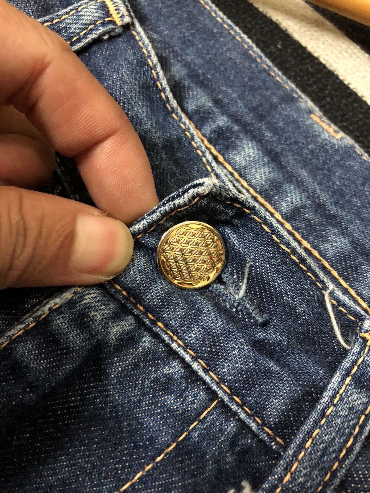 Cosmic Wonder × Japanese Brand × Vintage VINTAGE COSMIC WONDER SELVEDGE JAPANESE BRAND DENIM JEANS Size US 29 - 4 Thumbnail