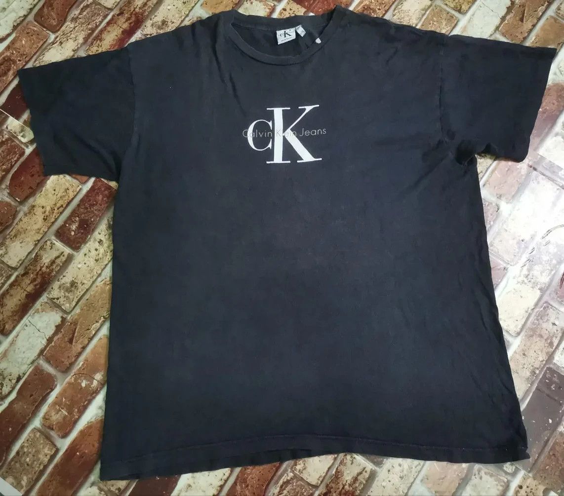 Calvin Klein × Vintage Vintage CK Calvin Klein Black Tee Size US XL / EU 56 / 4 - 6 Thumbnail