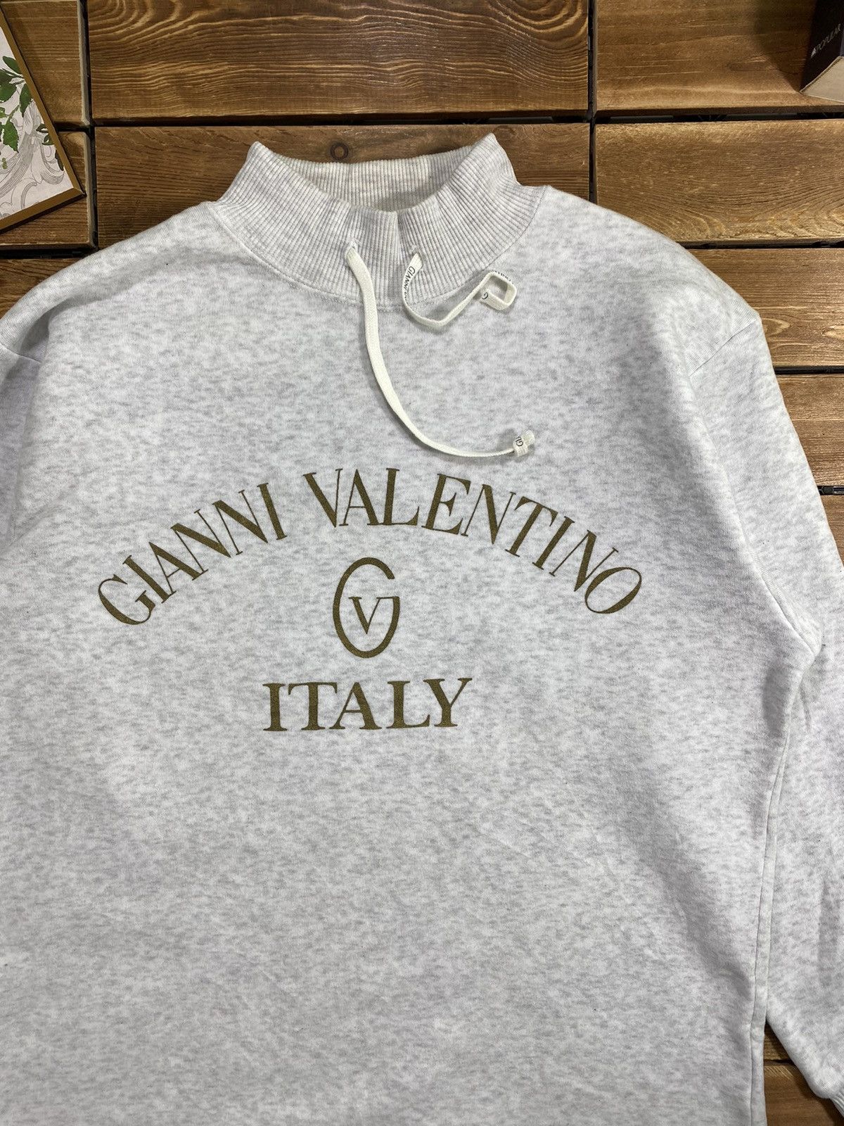 Valentino × Vintage Vintage Gianni Valentino Sweatshirt Big Logo White Grey M Size US M / EU 48-50 / 2 - 3 Thumbnail