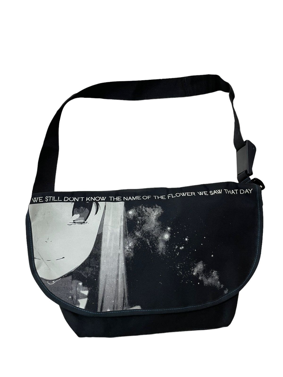 20471120 ANOHANA PROJECT ANIME MESSENGER BAG FLOWER WE SEE THAT DAY Size ONE SIZE - 1 Thumbnail