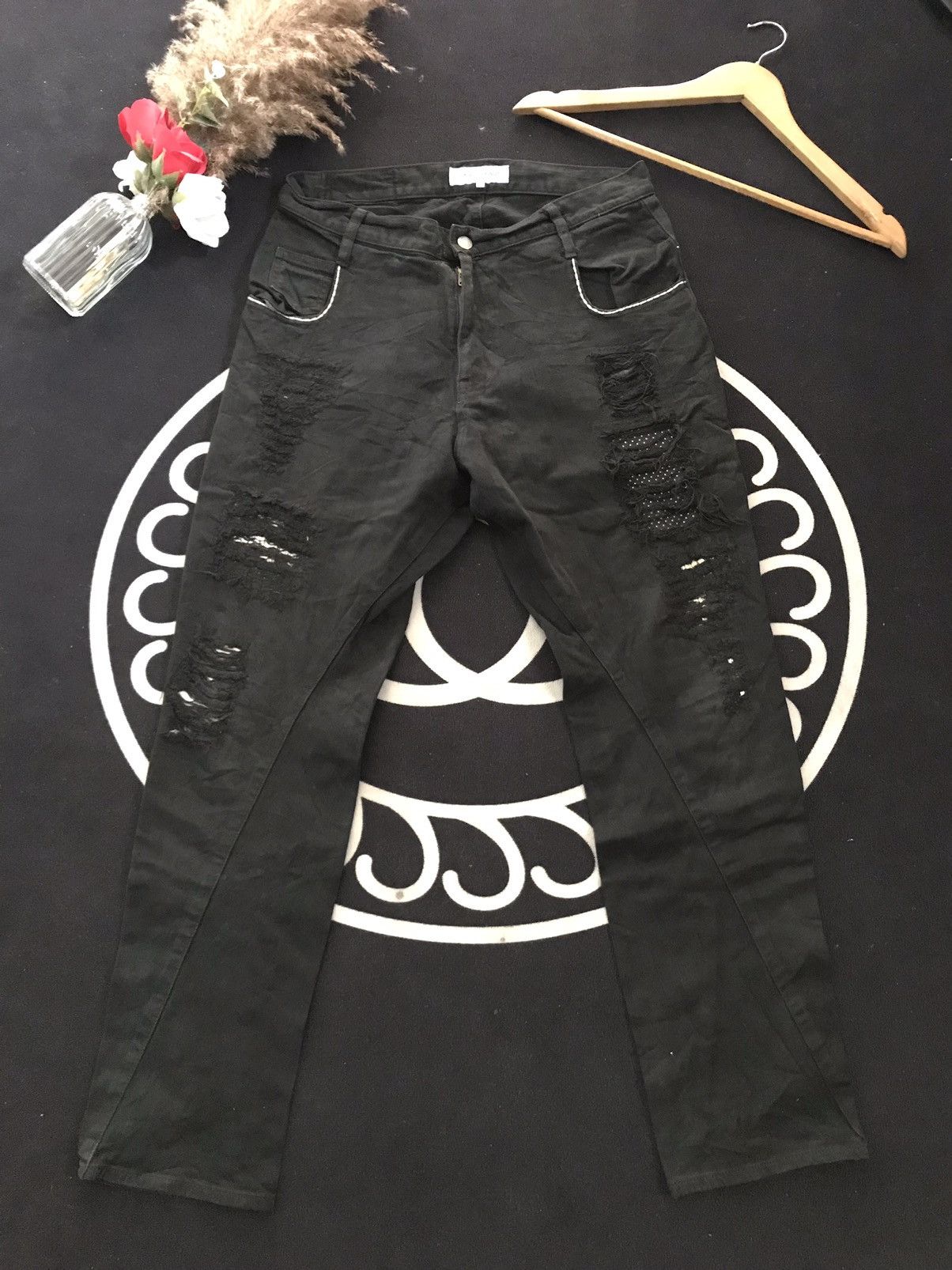 Japanese Brand EHYPHEN WORK GALLERY DISTRESSED DENIM MADE IN JAPAN 🇯🇵 Size US 32 / EU 48 - 1 Thumbnail