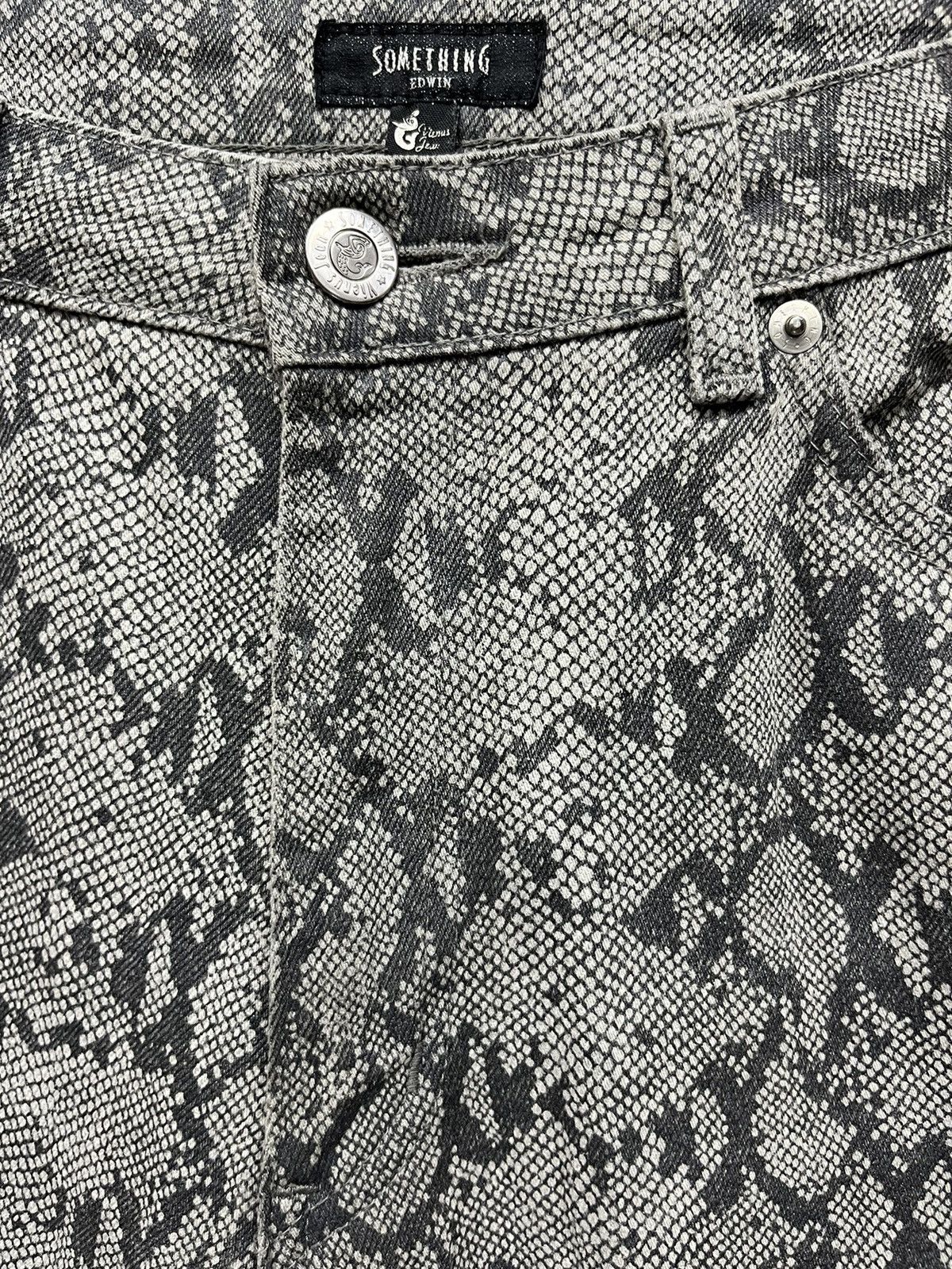 Edwin 🔥EDWIN SOMETHING Snake Skin Design Flare Woman’s Pants Size US 28 / EU 44 - 5 Thumbnail
